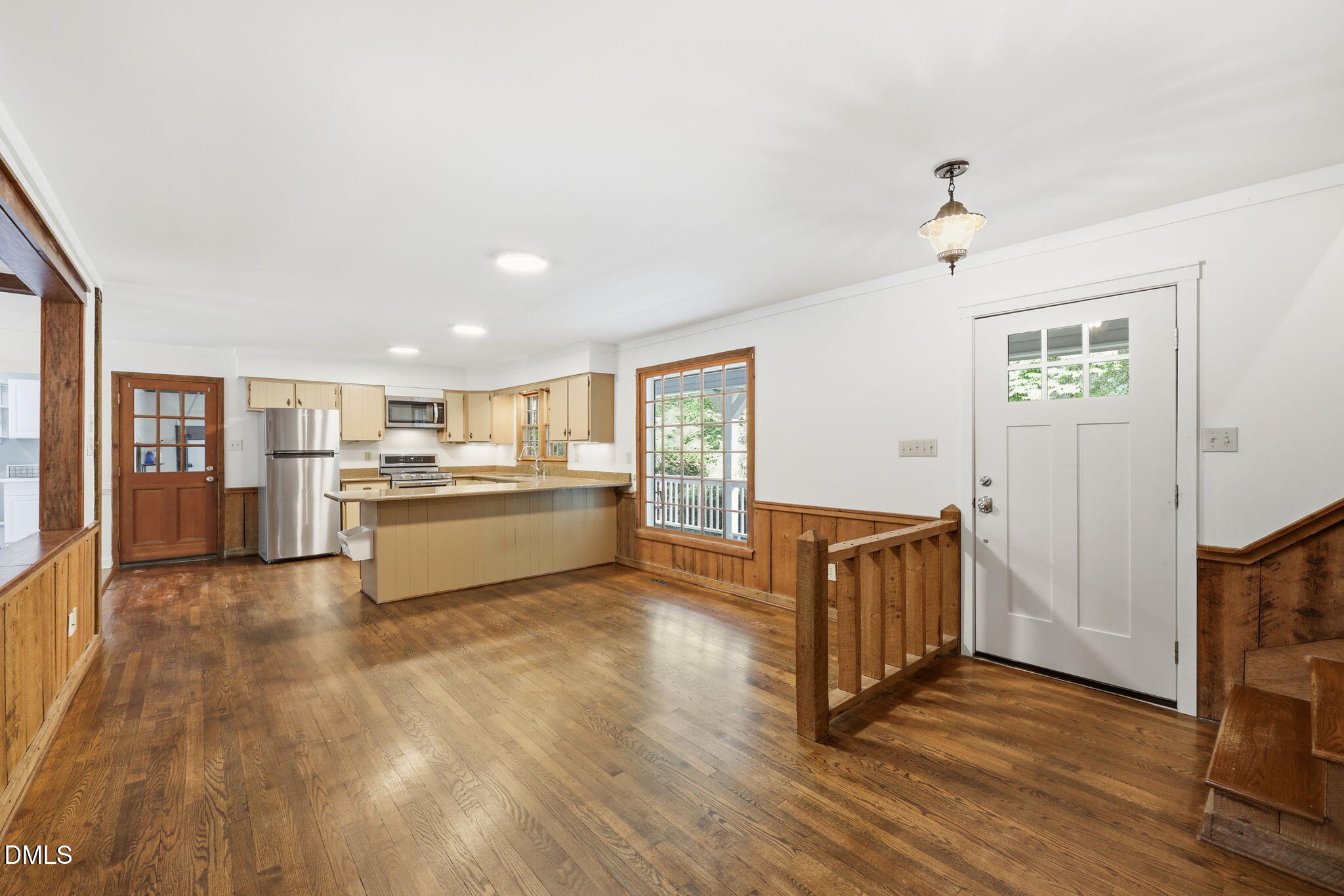 8704 Danbury Circle Property Photo 19