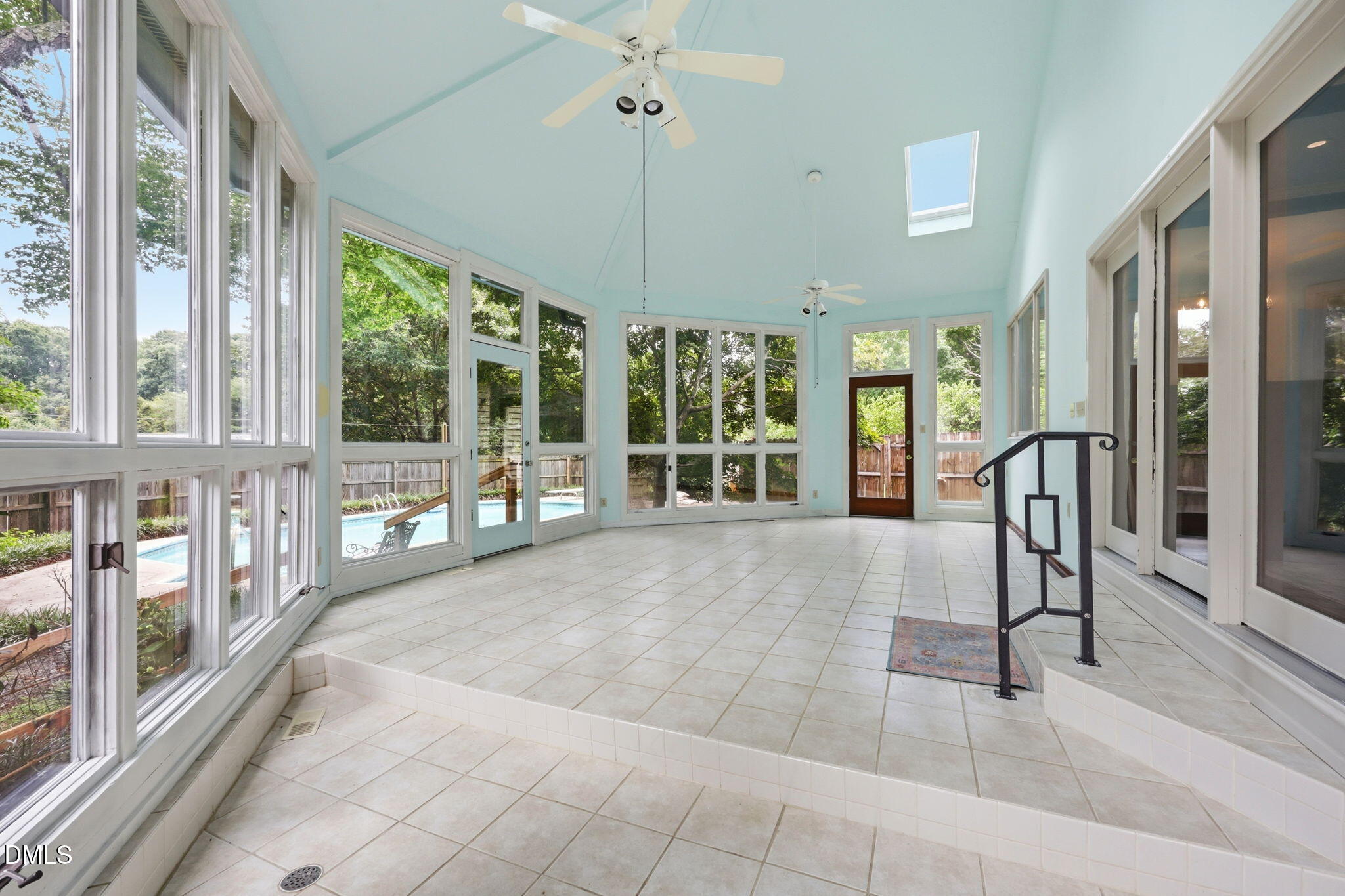 8704 Danbury Circle Property Photo 26