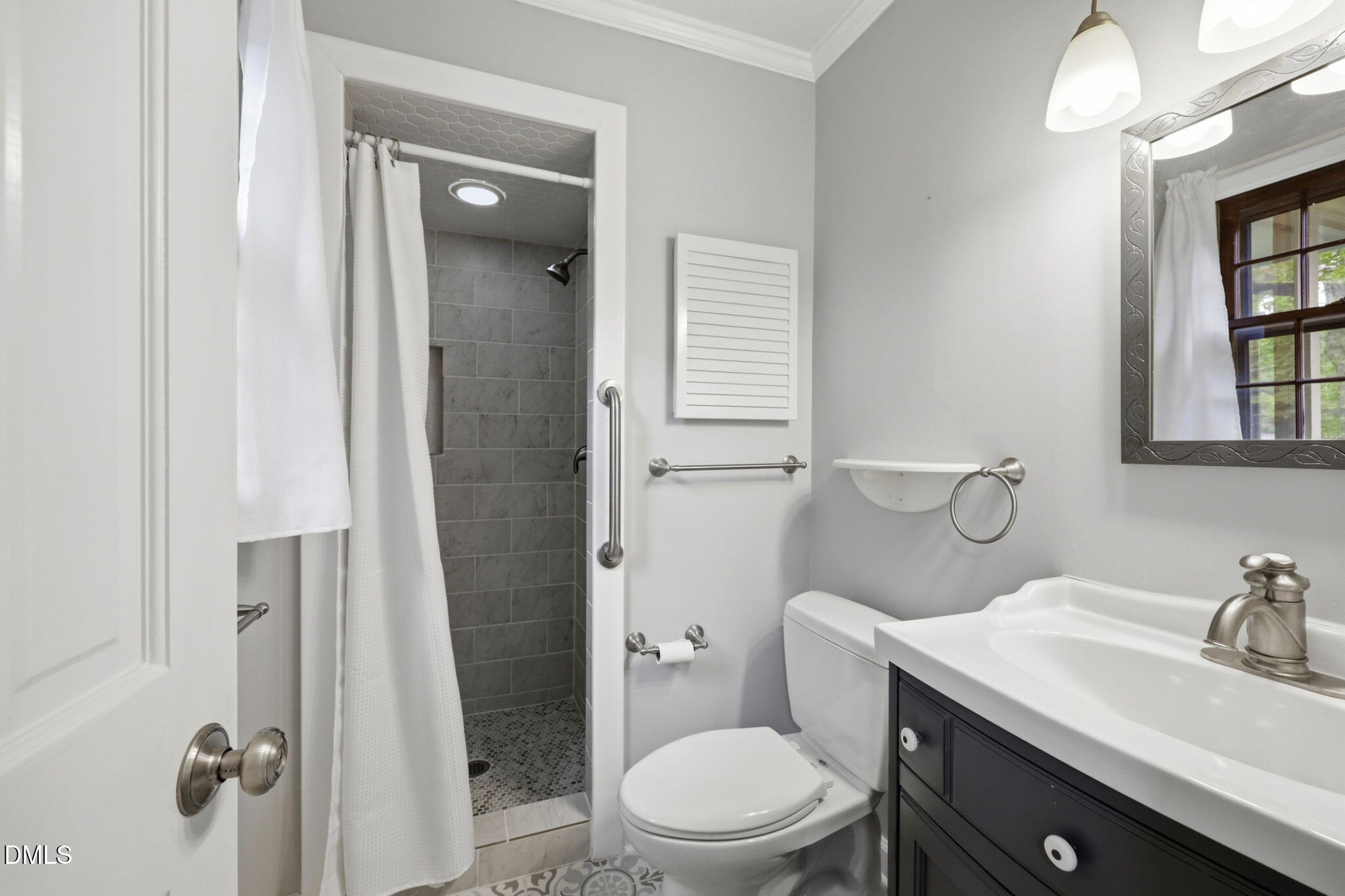 8704 Danbury Circle Property Photo 32