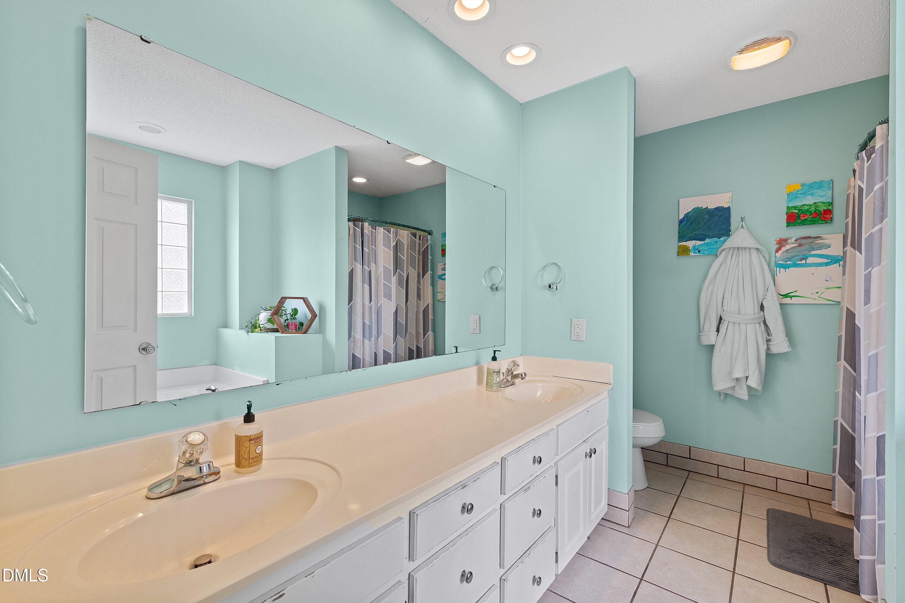 724 Iris Bryant Road Property Photo 14