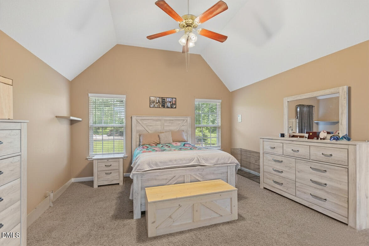 724 Iris Bryant Road Property Photo 16