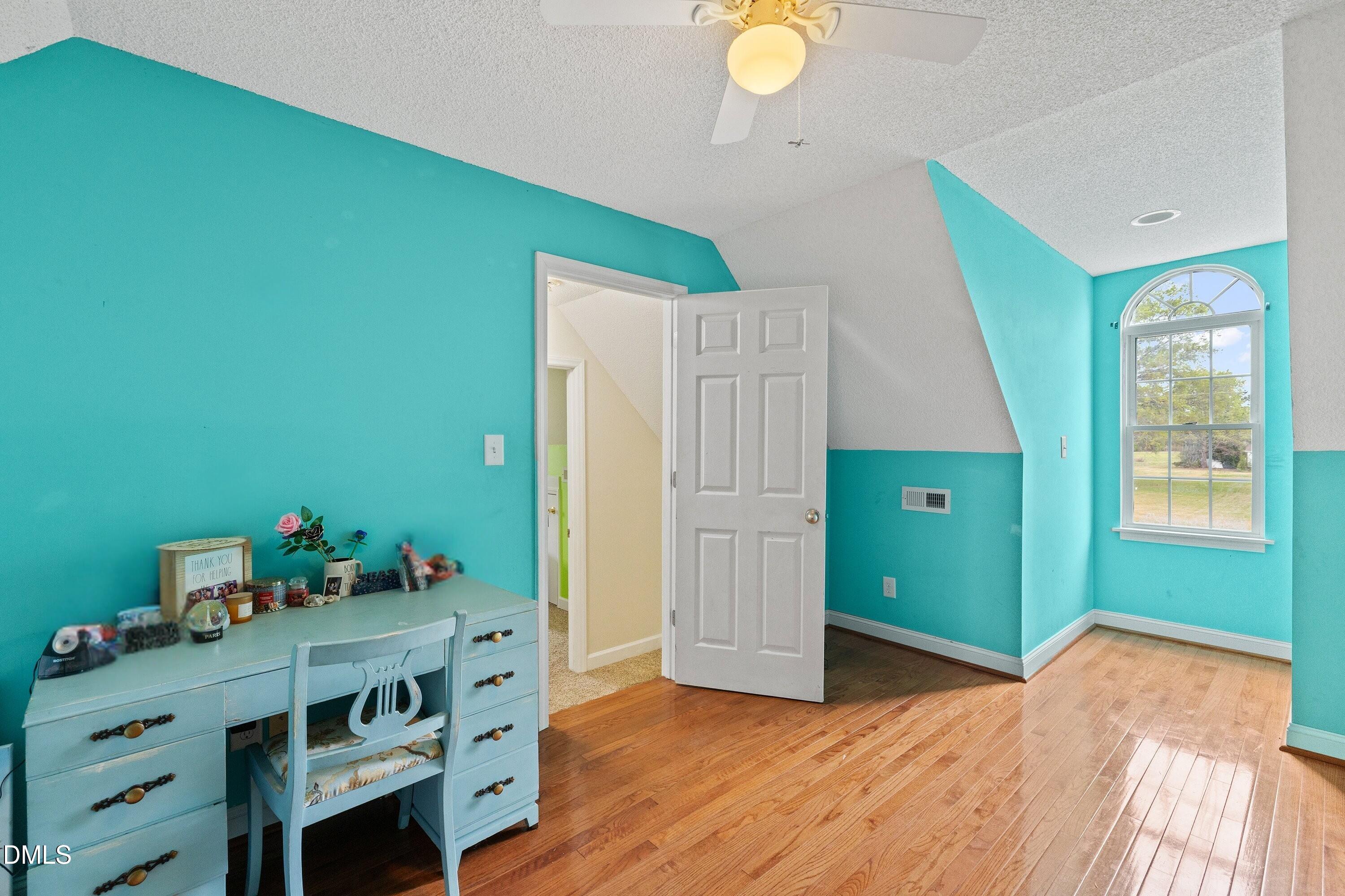 724 Iris Bryant Road Property Photo 26