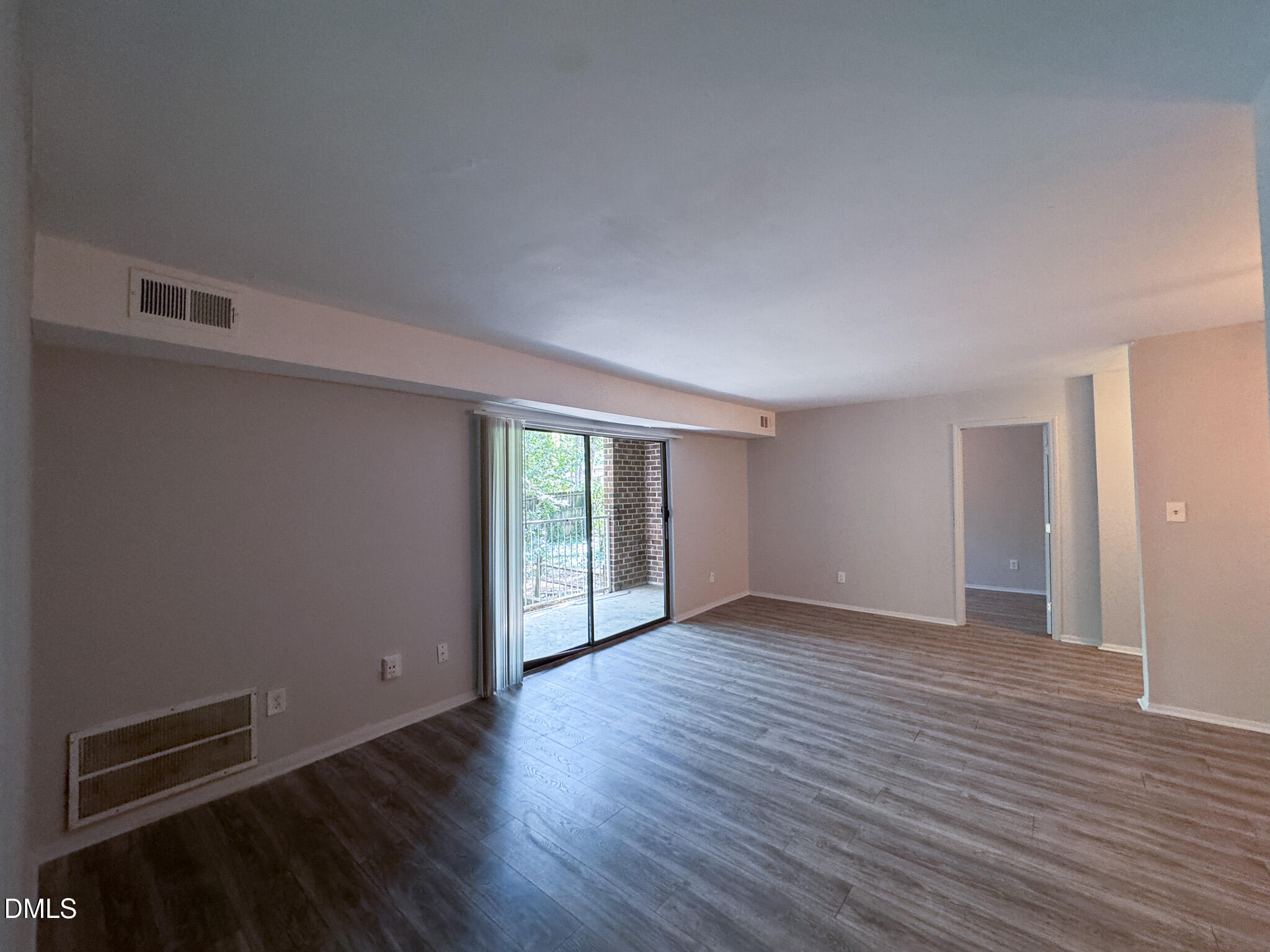 1287 Schaub Drive Property Photo 6