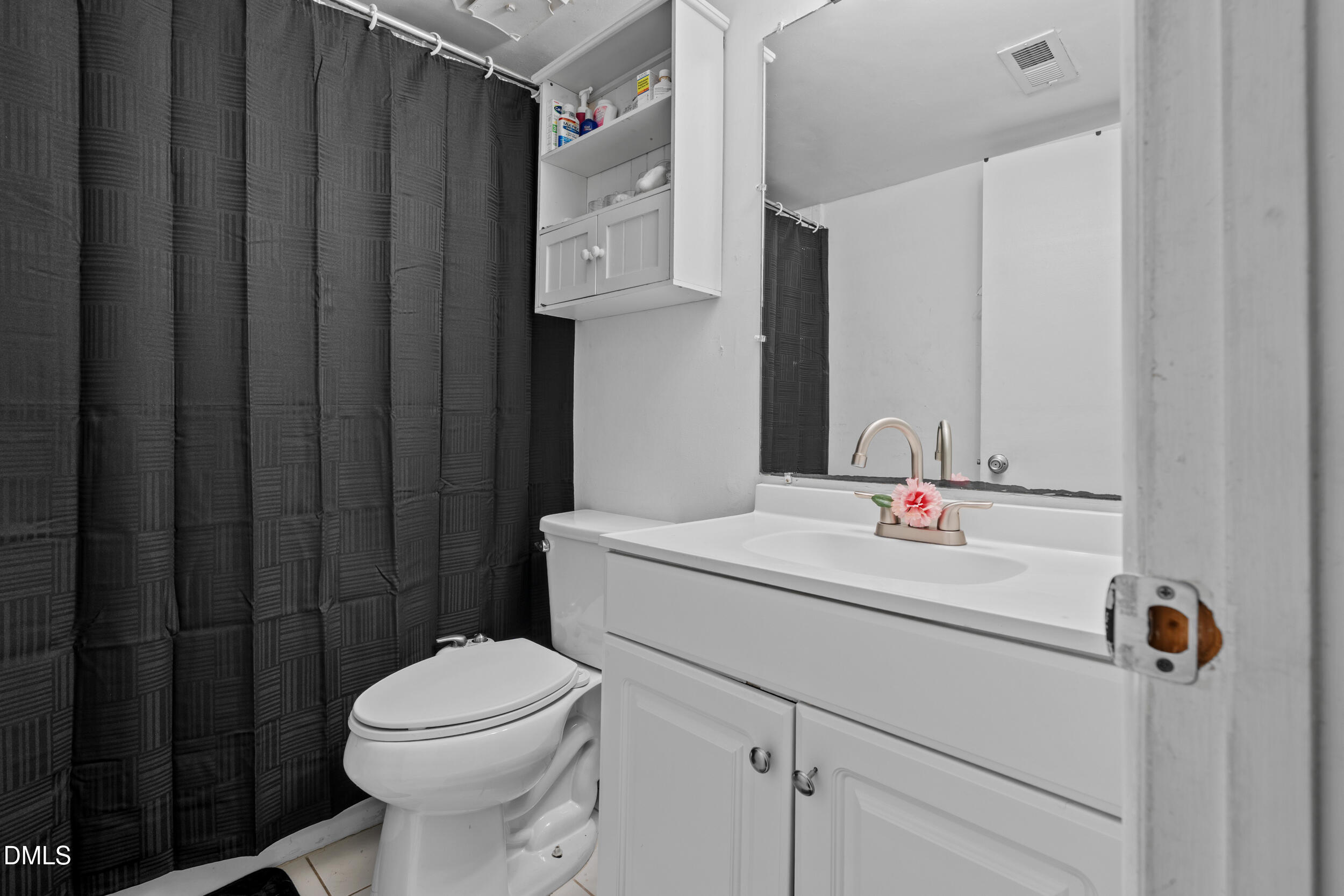 1208 Schaub Drive C Property Photo 5