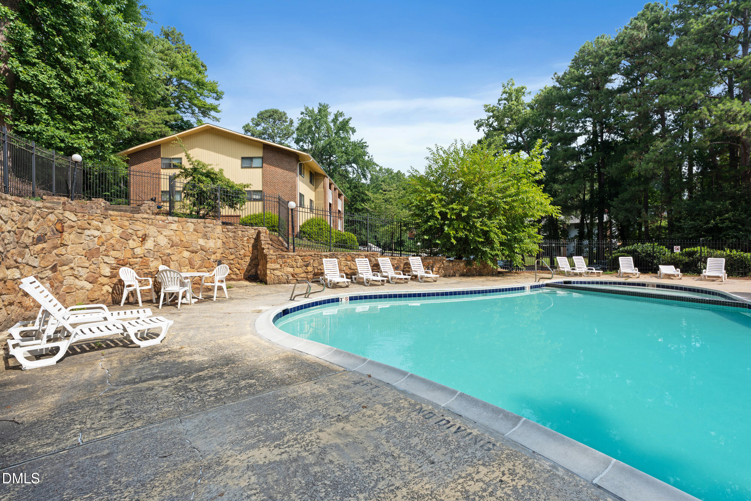 1208 Schaub Drive C Property Photo 12