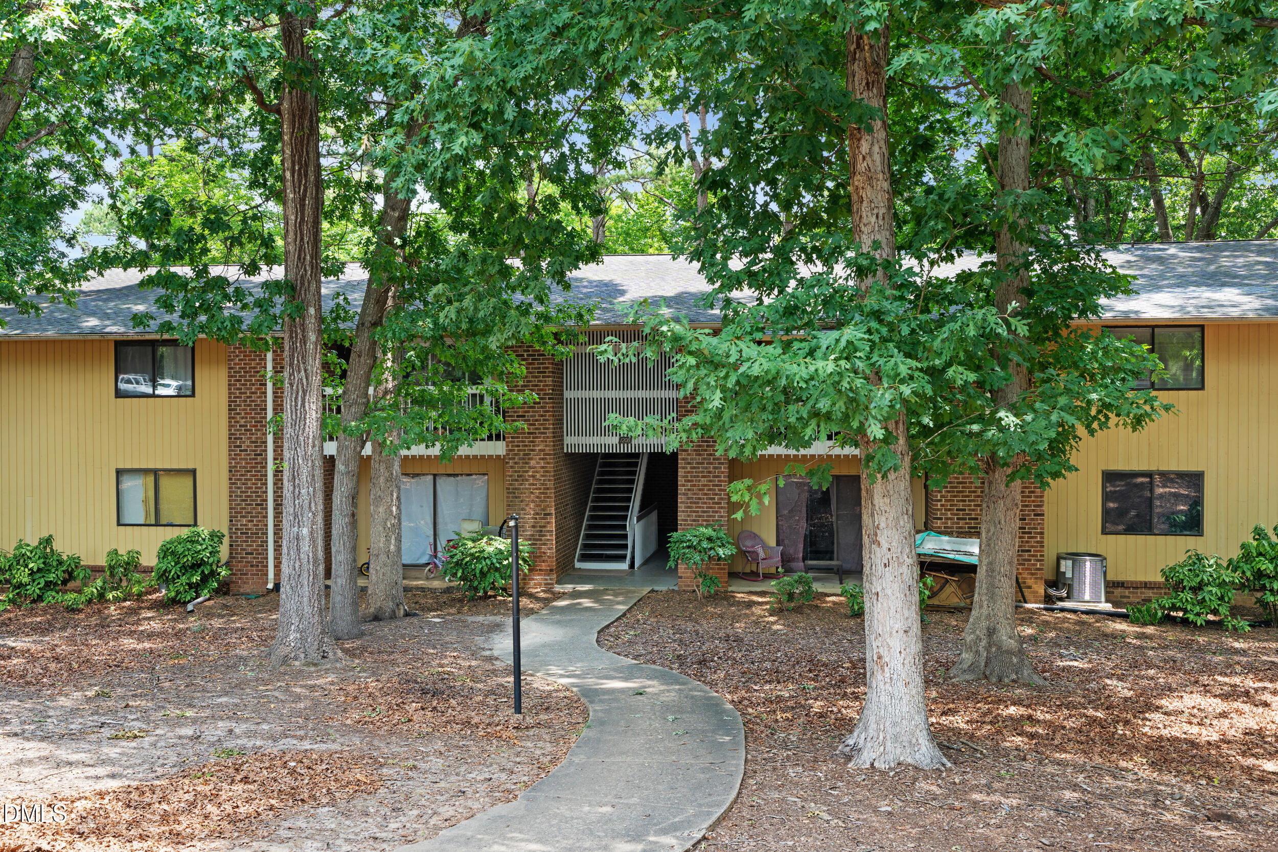 1208 Schaub Drive C Property Photo 16