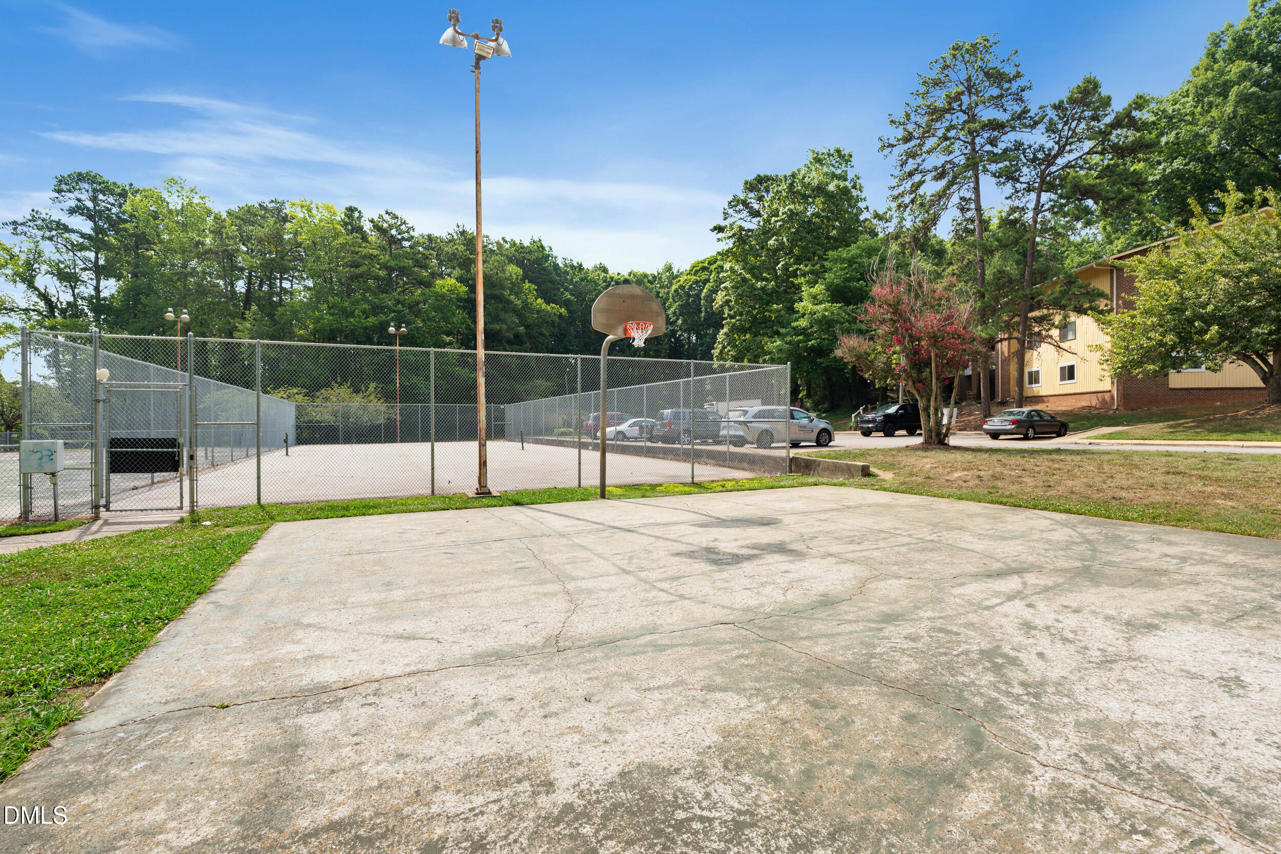 1208 Schaub Drive C Property Photo 20