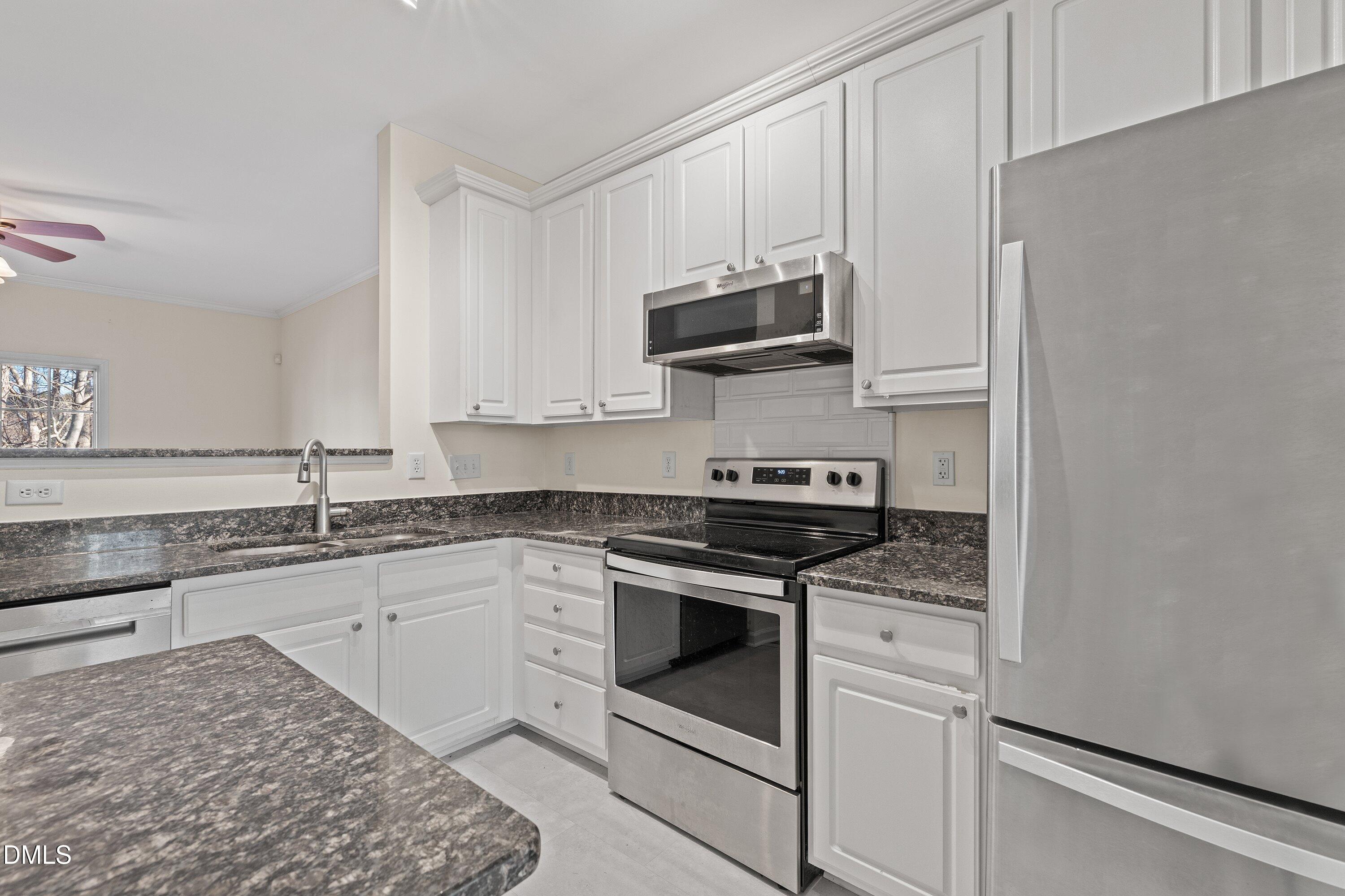4750 Black Mountain Path Property Photo 9