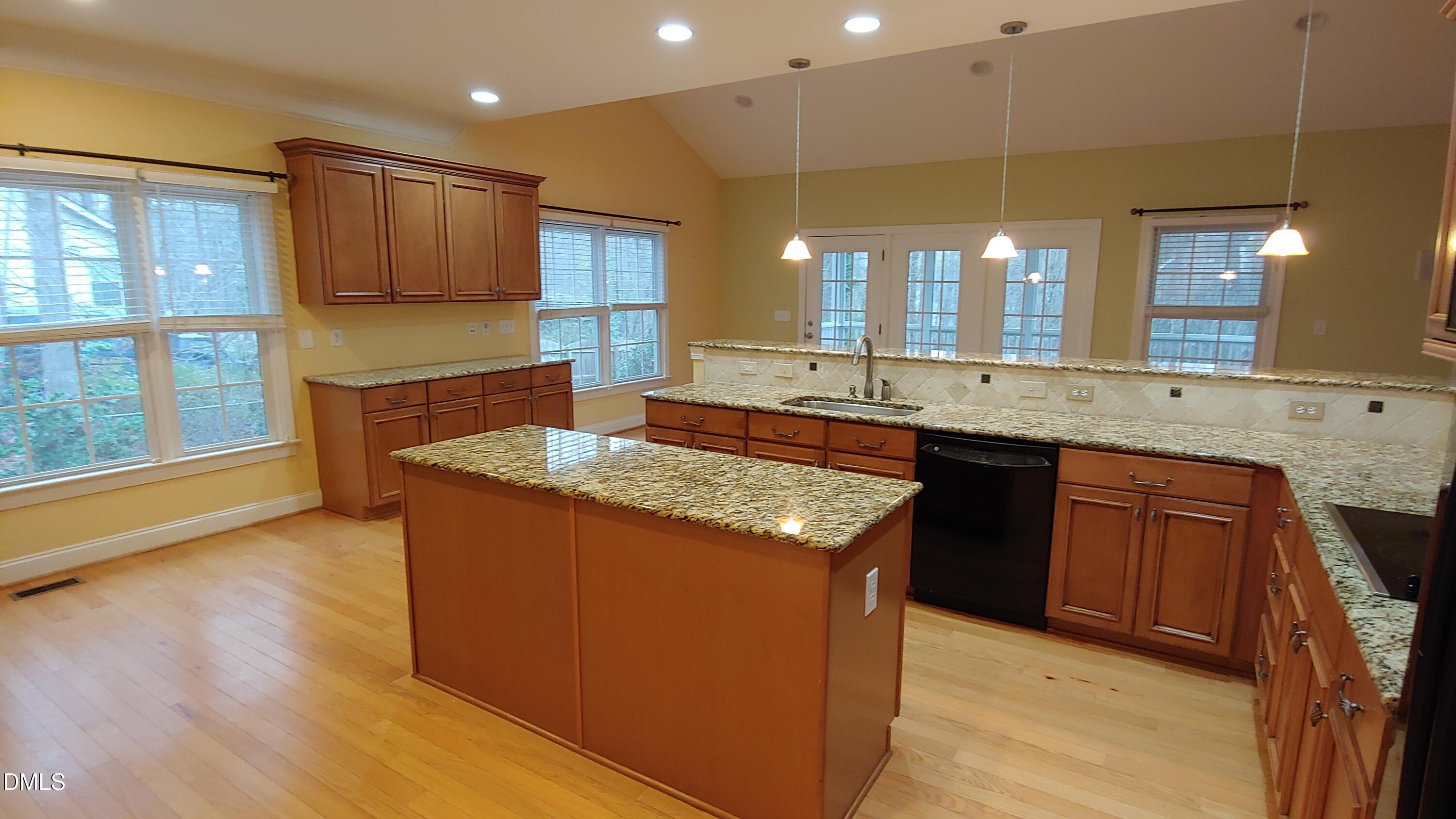 2809 Cowley Road Property Photo 4