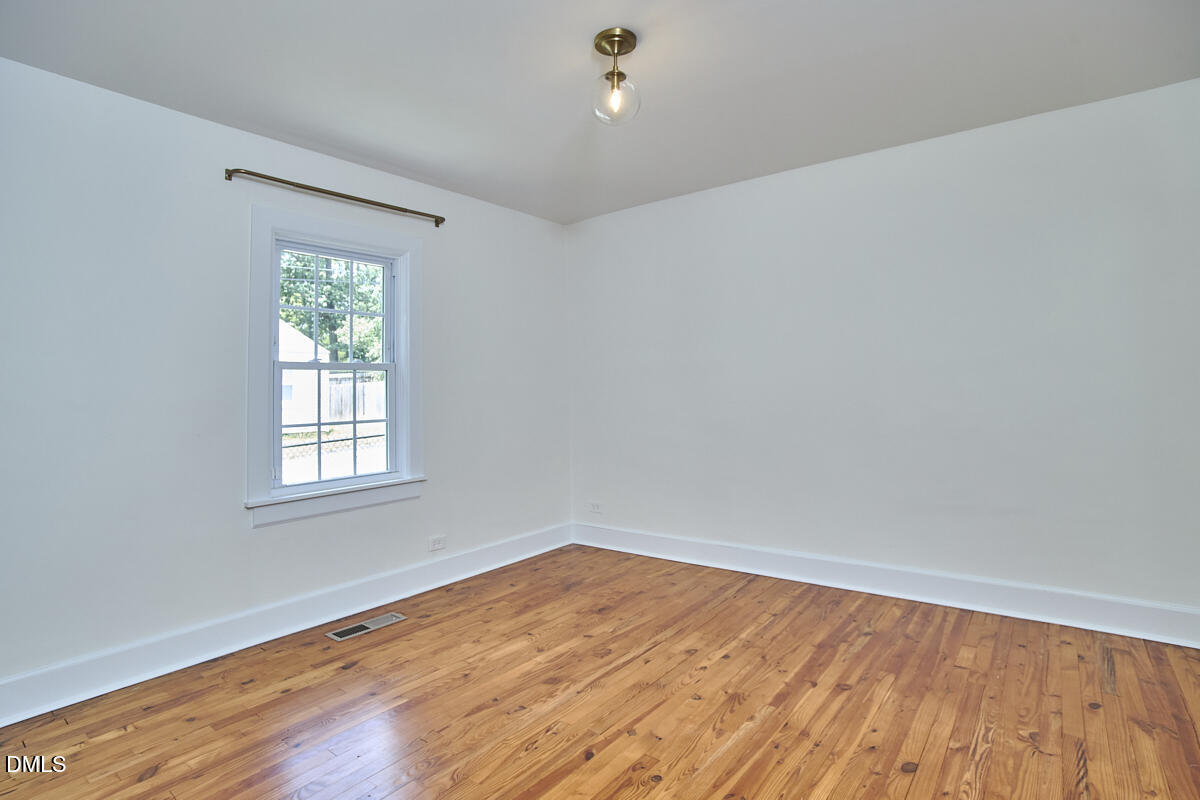 201 E Club Boulevard Property Photo 23