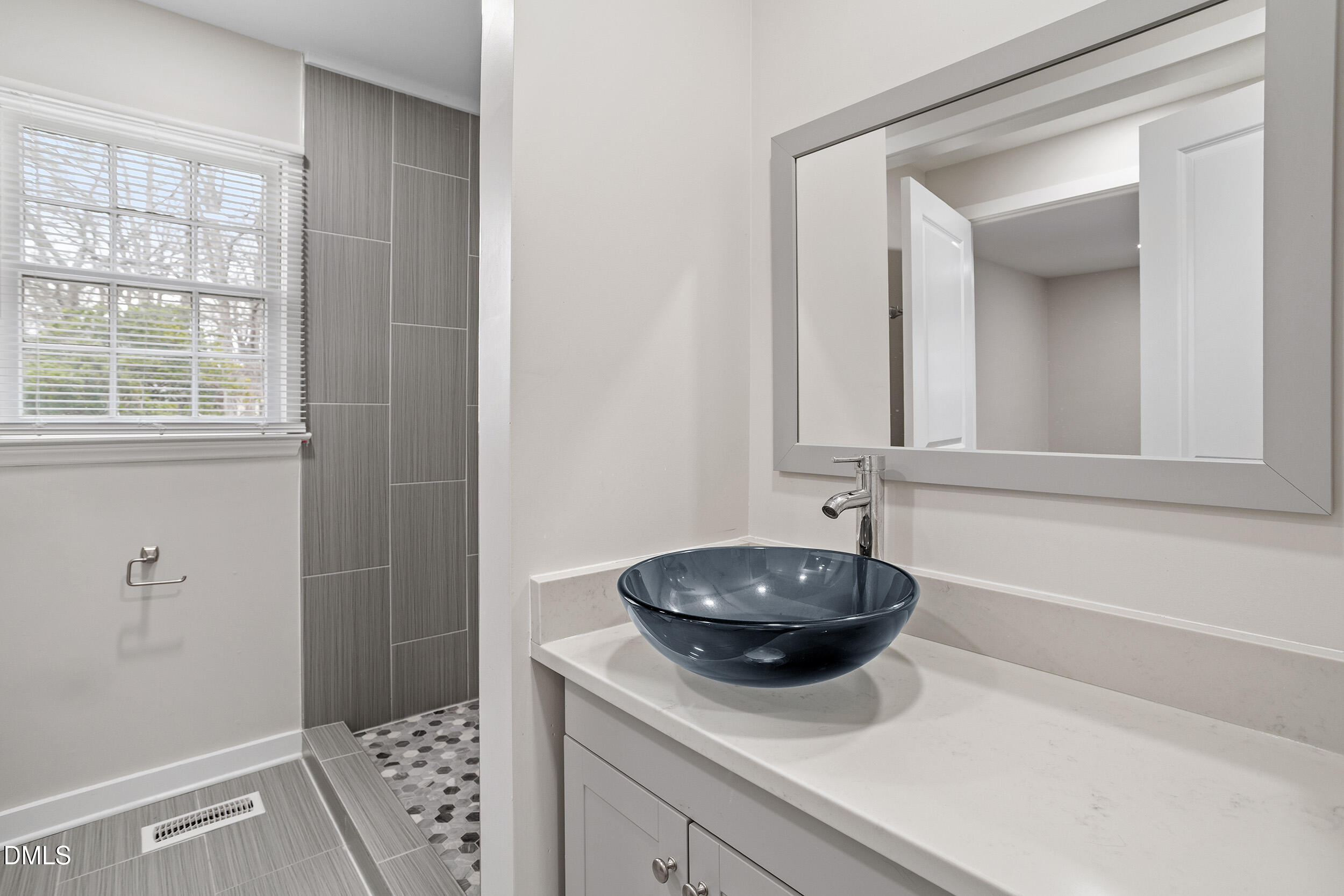 305 E Millbrook Road Property Photo 17