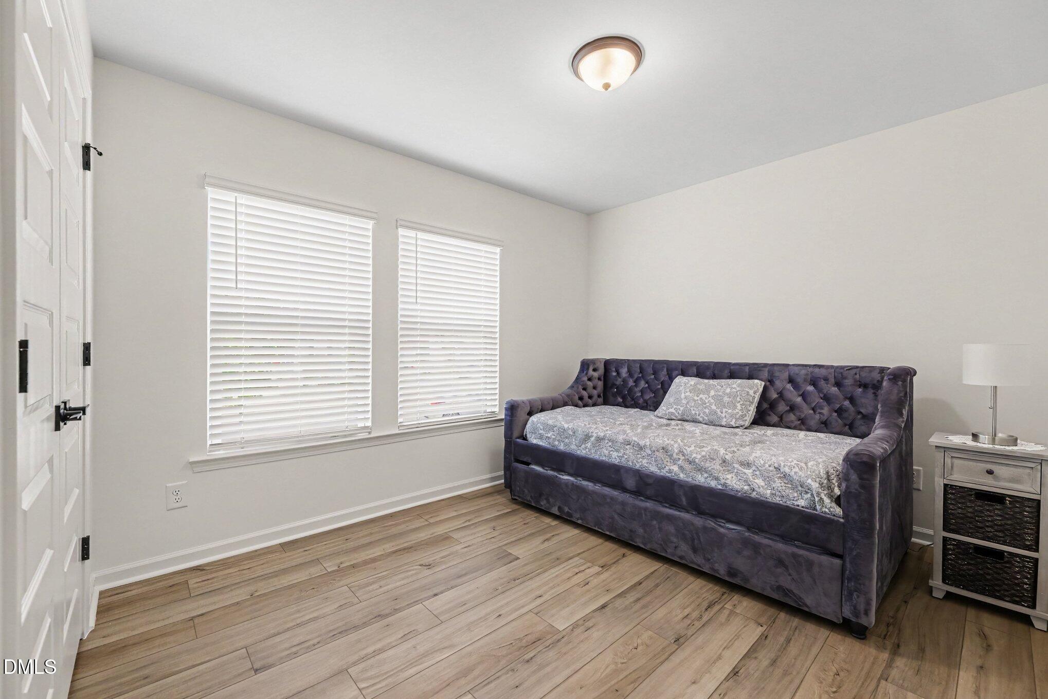 809 Emmer Street Property Photo 13