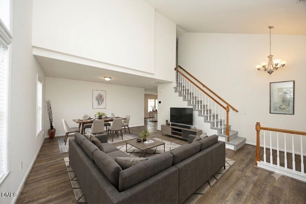 1529 Pebble Creek Crossing Property Photo 7