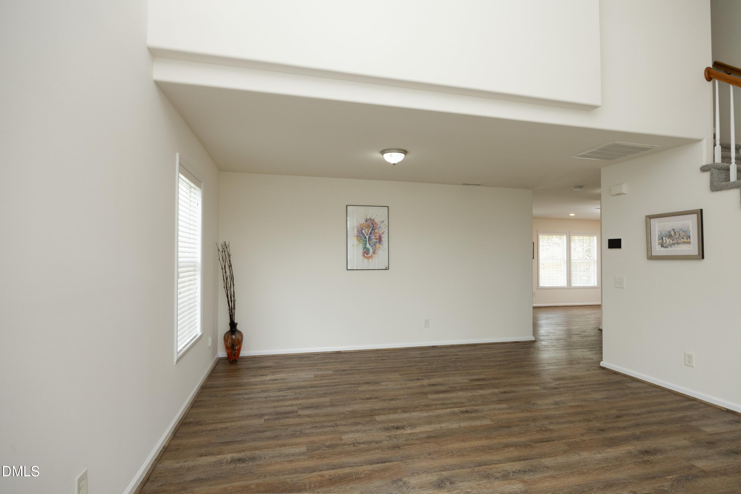 1529 Pebble Creek Crossing Property Photo 8