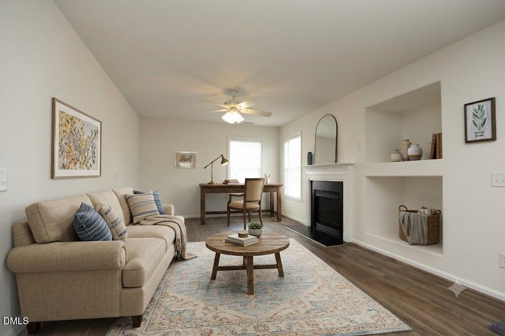 1529 Pebble Creek Crossing Property Photo 10