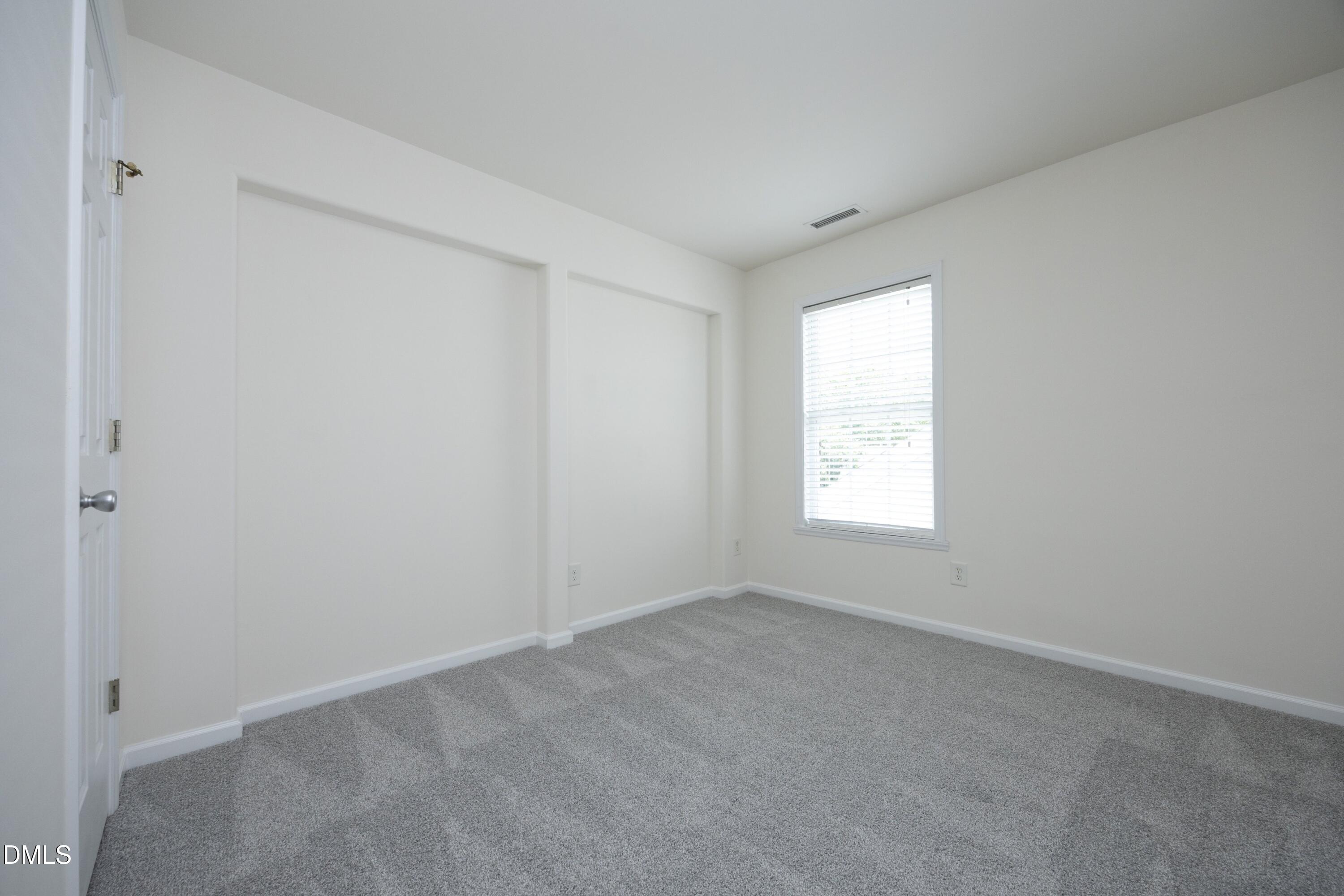 1529 Pebble Creek Crossing Property Photo 32