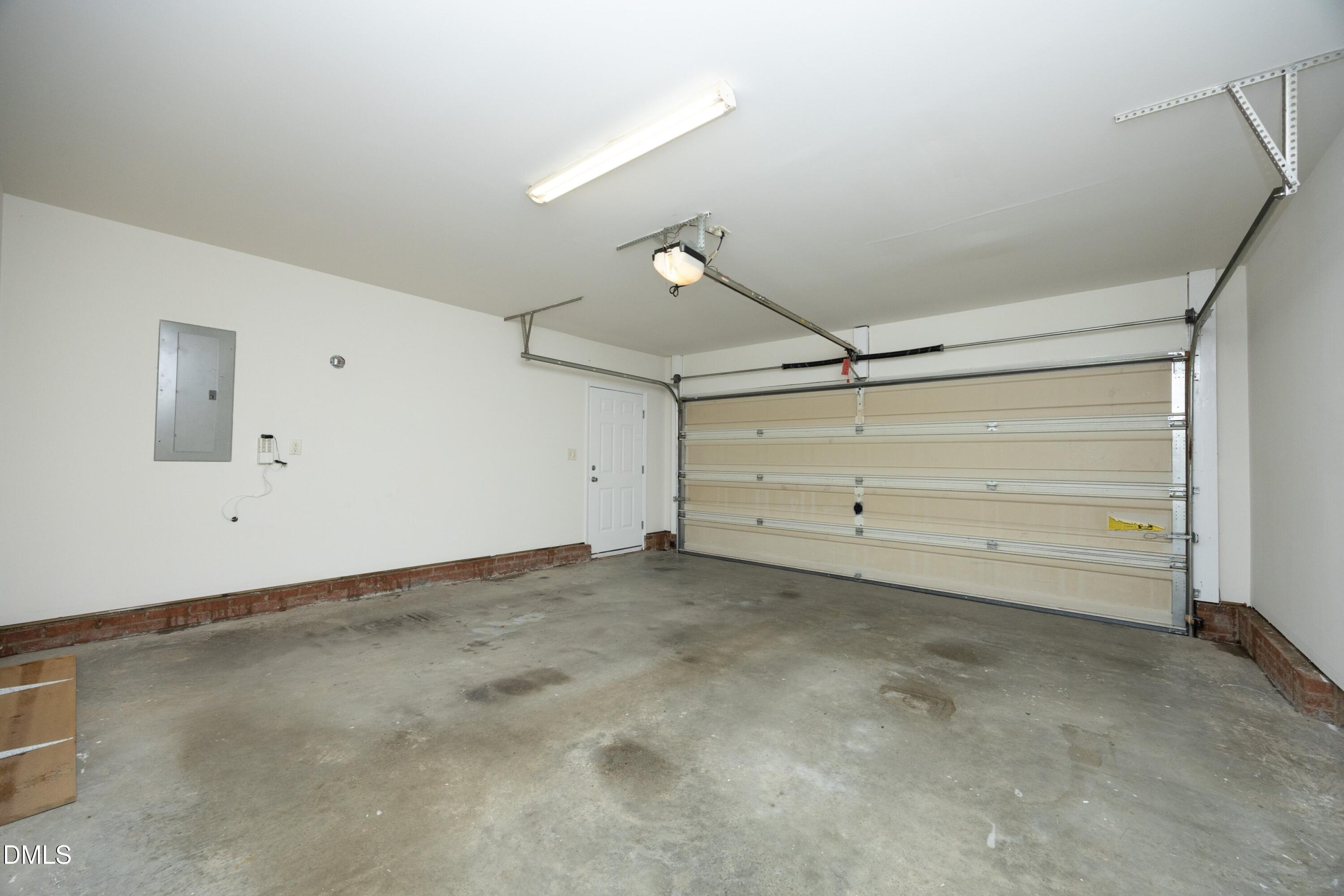 1529 Pebble Creek Crossing Property Photo 40
