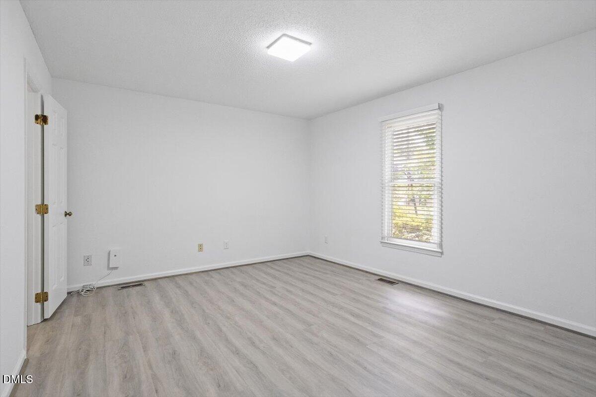 105 Glenn Meadow Court Property Photo 18