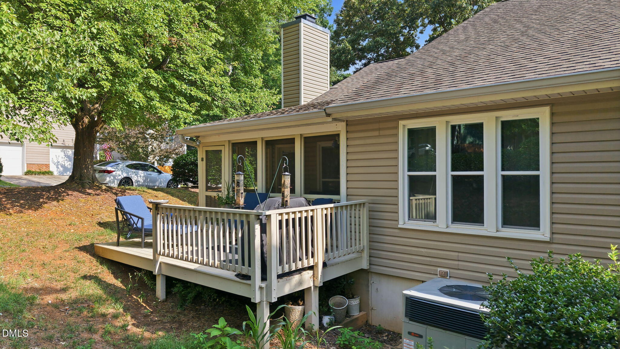 243 Chimney Rise Drive Property Photo 4