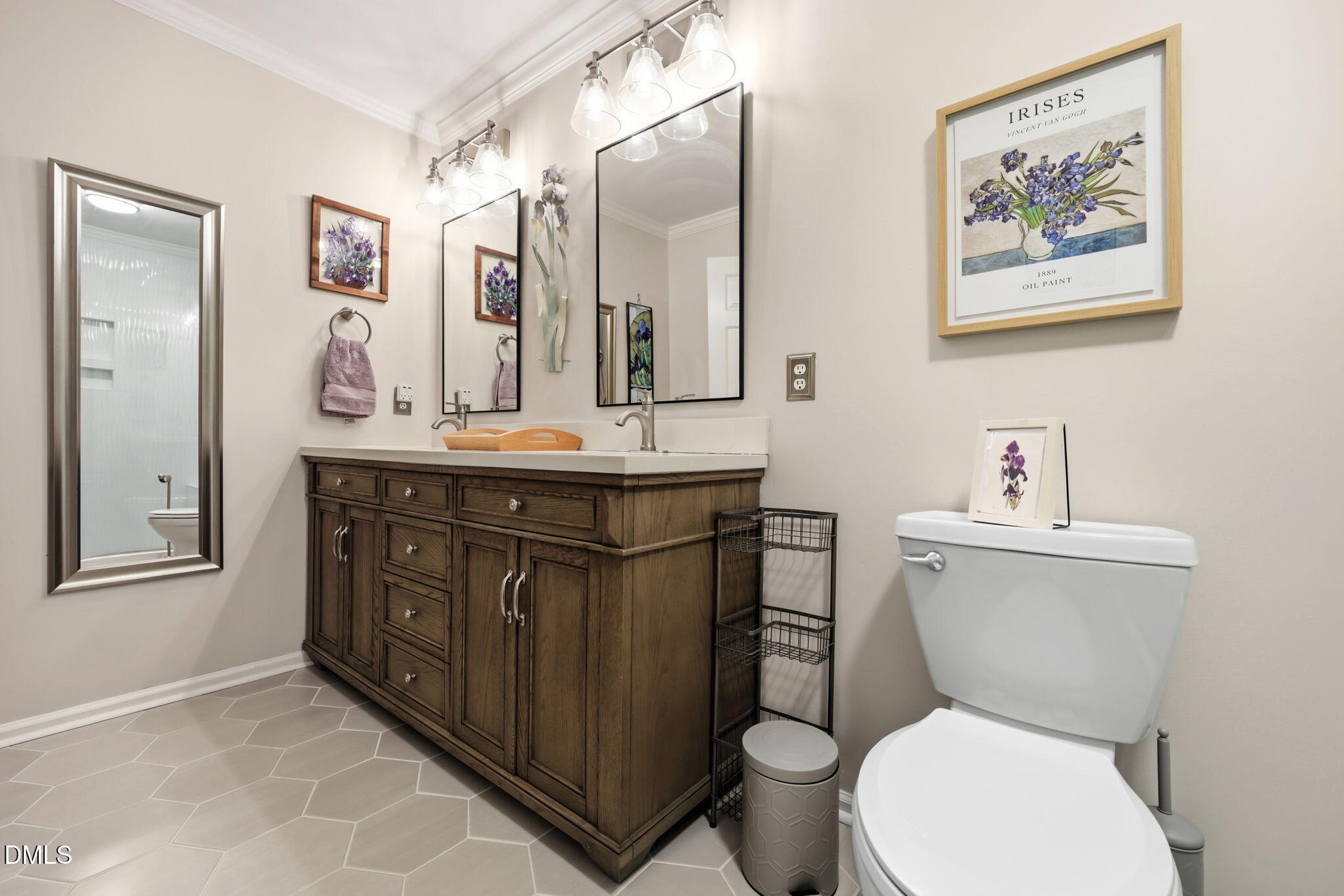 243 Chimney Rise Drive Property Photo 25