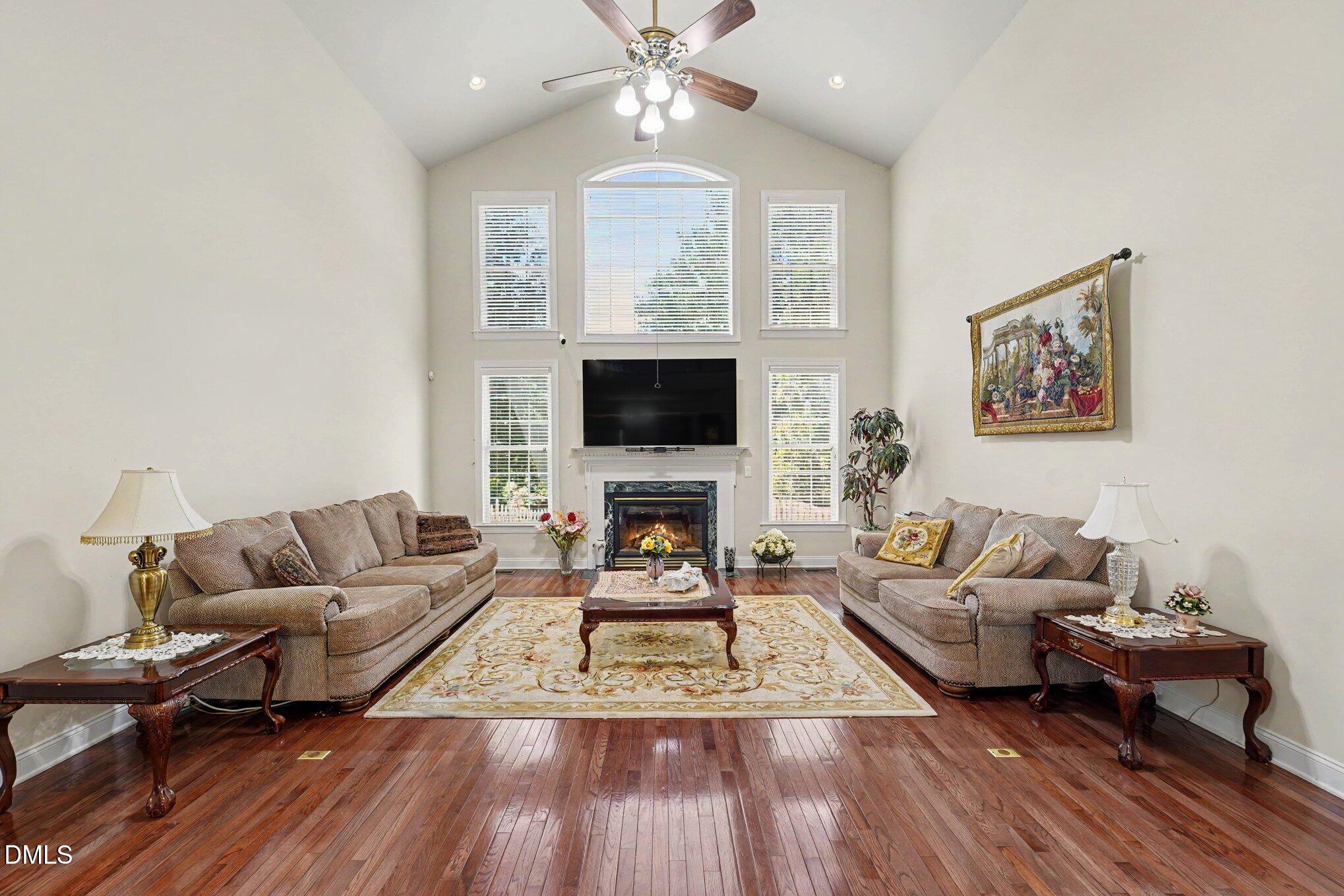 9159 Palm Bay Circle Property Photo 2