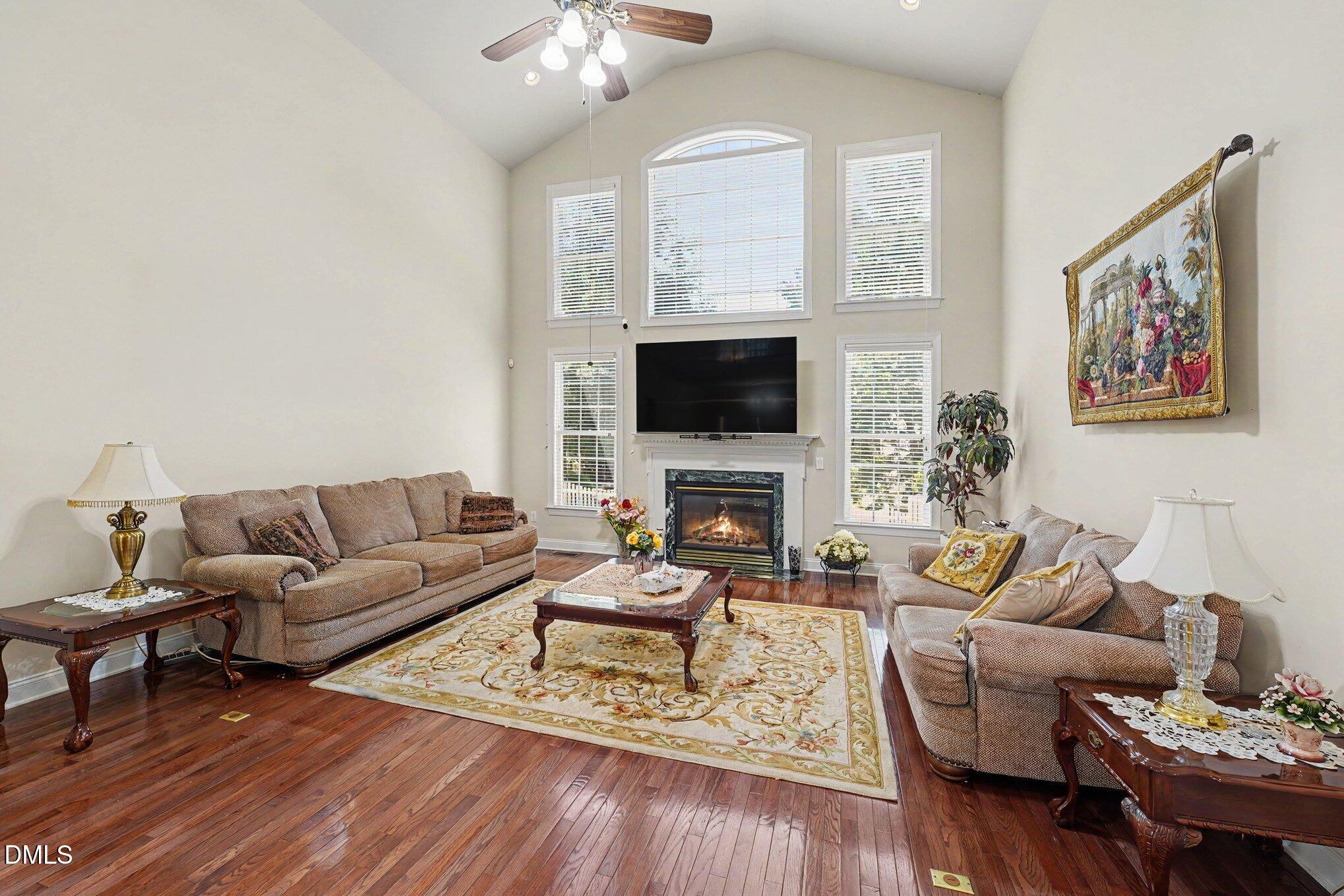 9159 Palm Bay Circle Property Photo 3