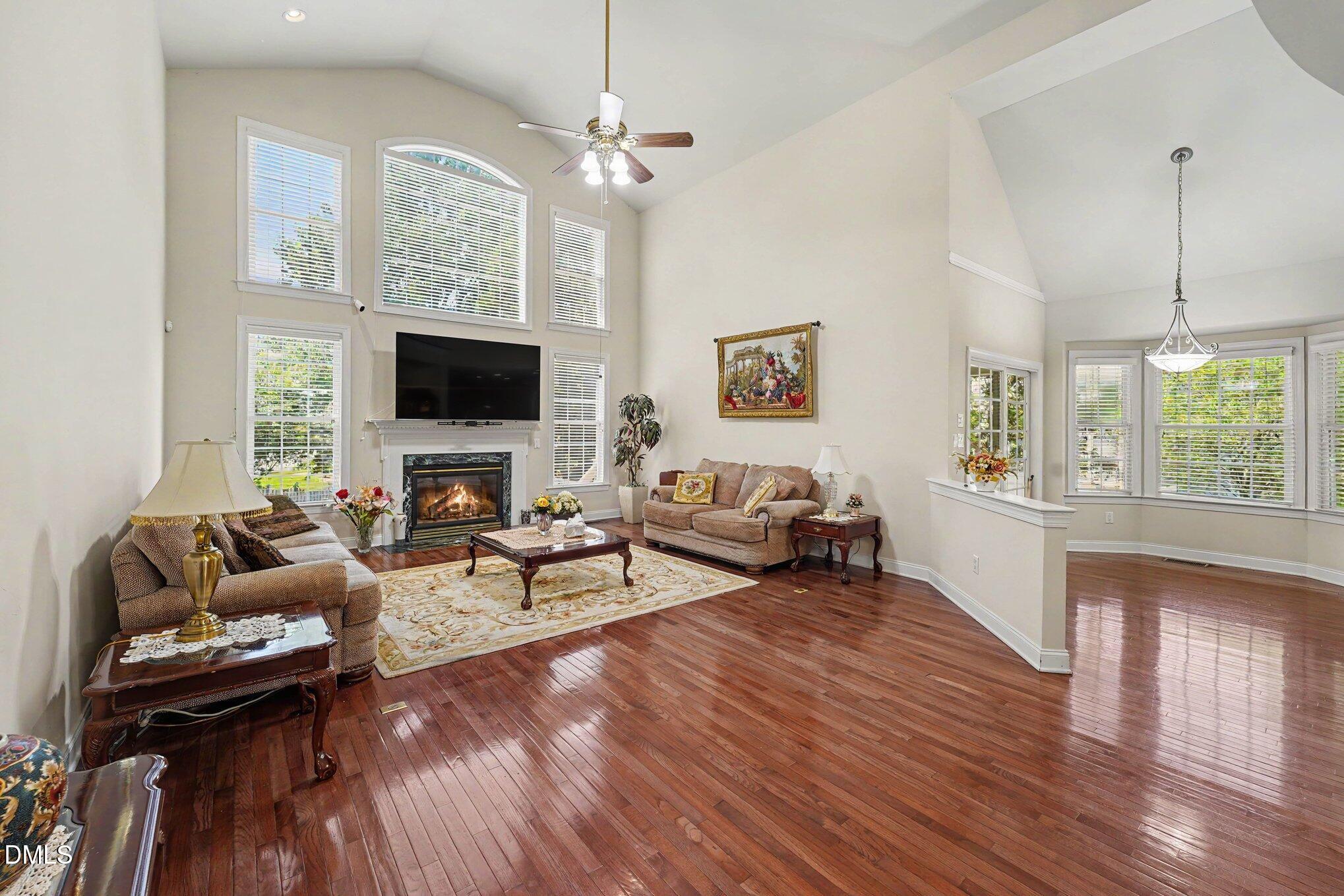9159 Palm Bay Circle Property Photo 7