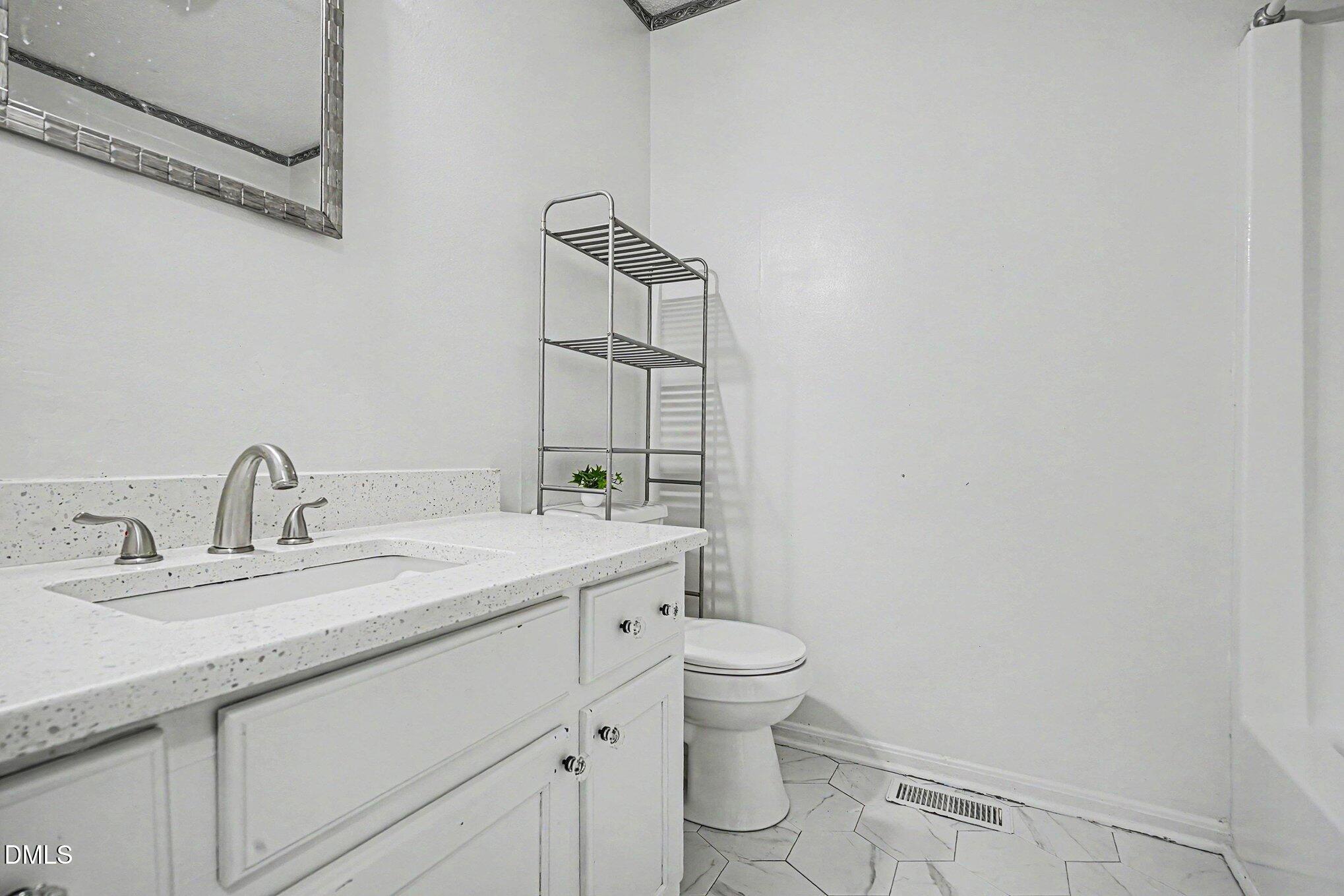 134 Old Oak Lane Property Photo 25