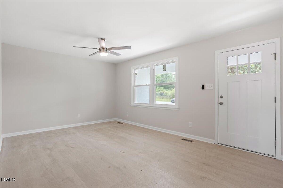 601 West Street Property Photo 11