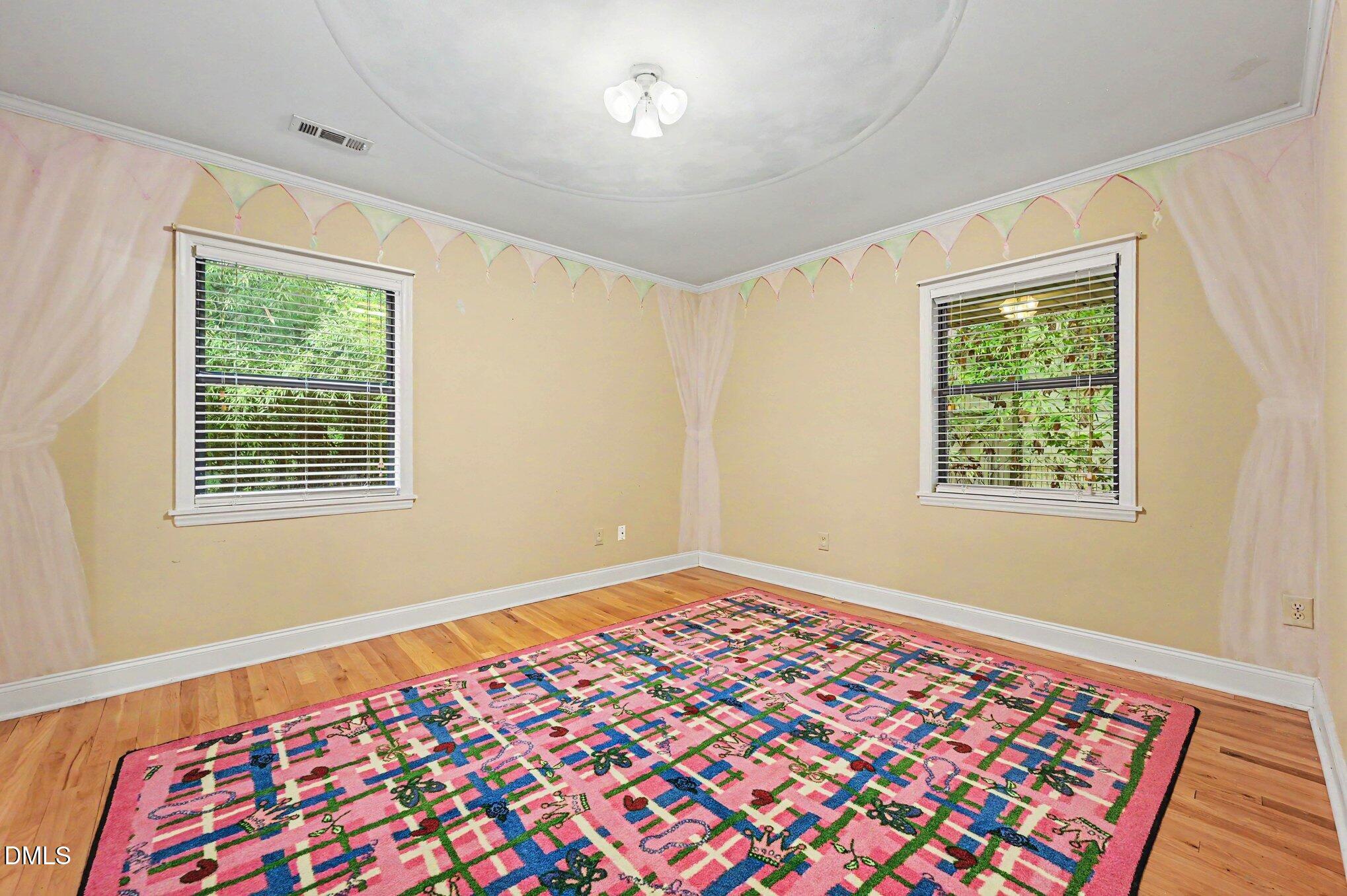1003 Gardner Street Property Photo 14