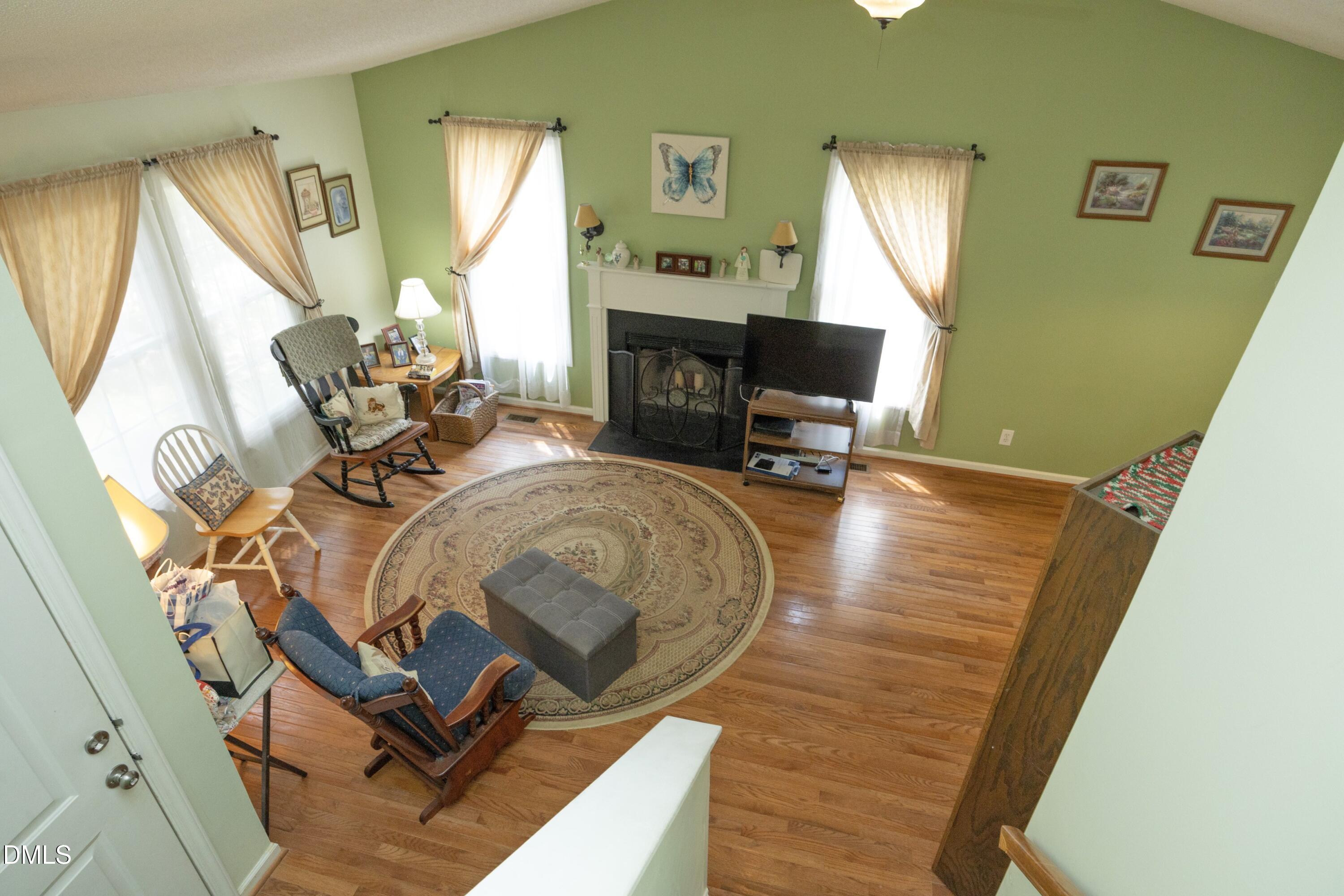 104 Penland Court Property Photo 8