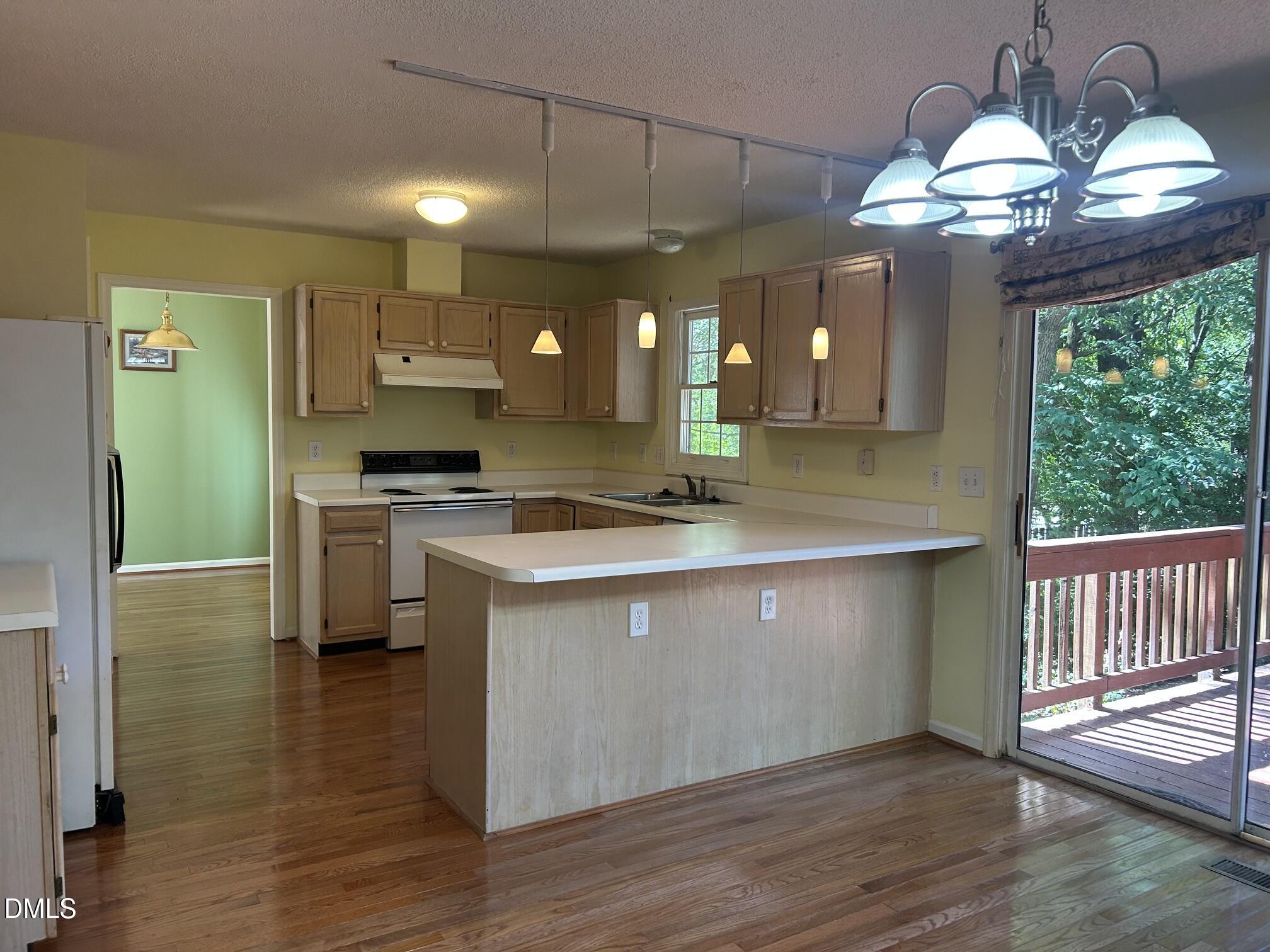 104 Penland Court Property Photo 14