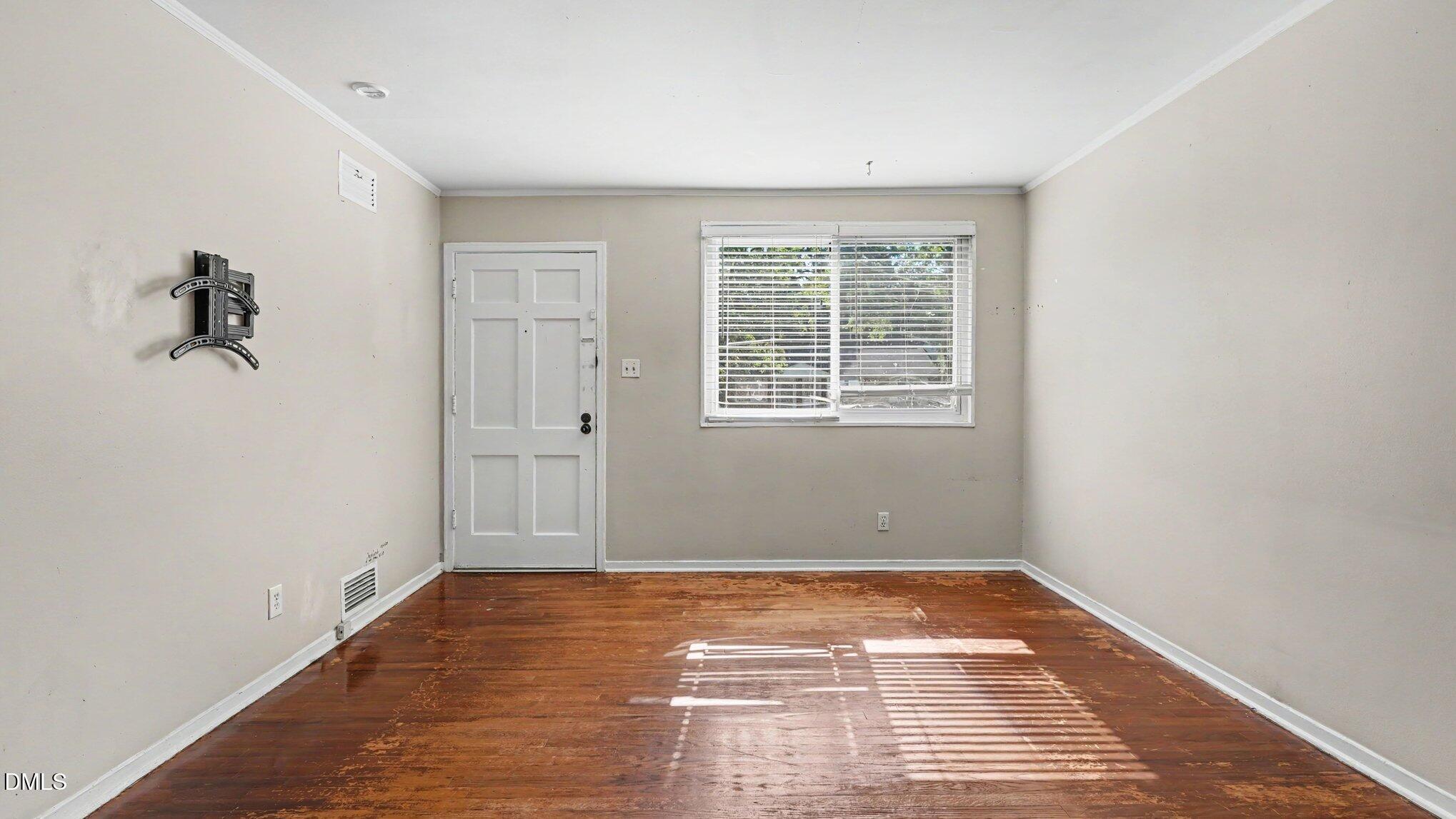 519 Overlook Street Property Photo 4
