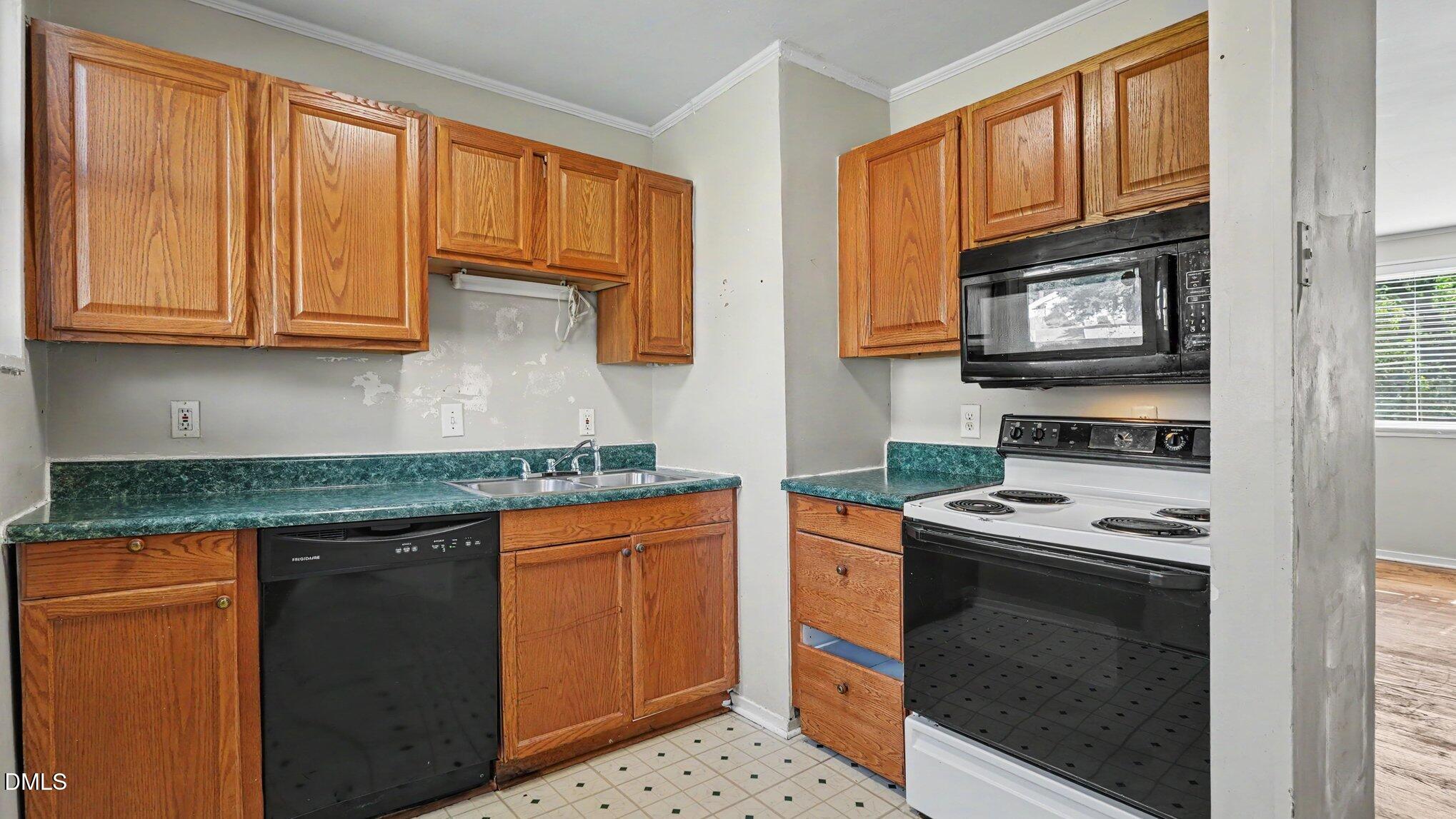 519 Overlook Street Property Photo 8