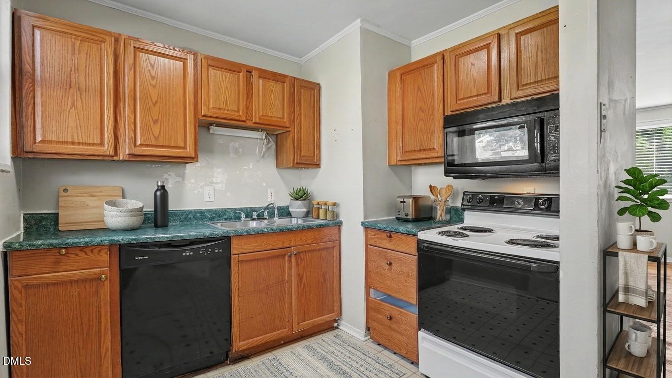 519 Overlook Street Property Photo 9