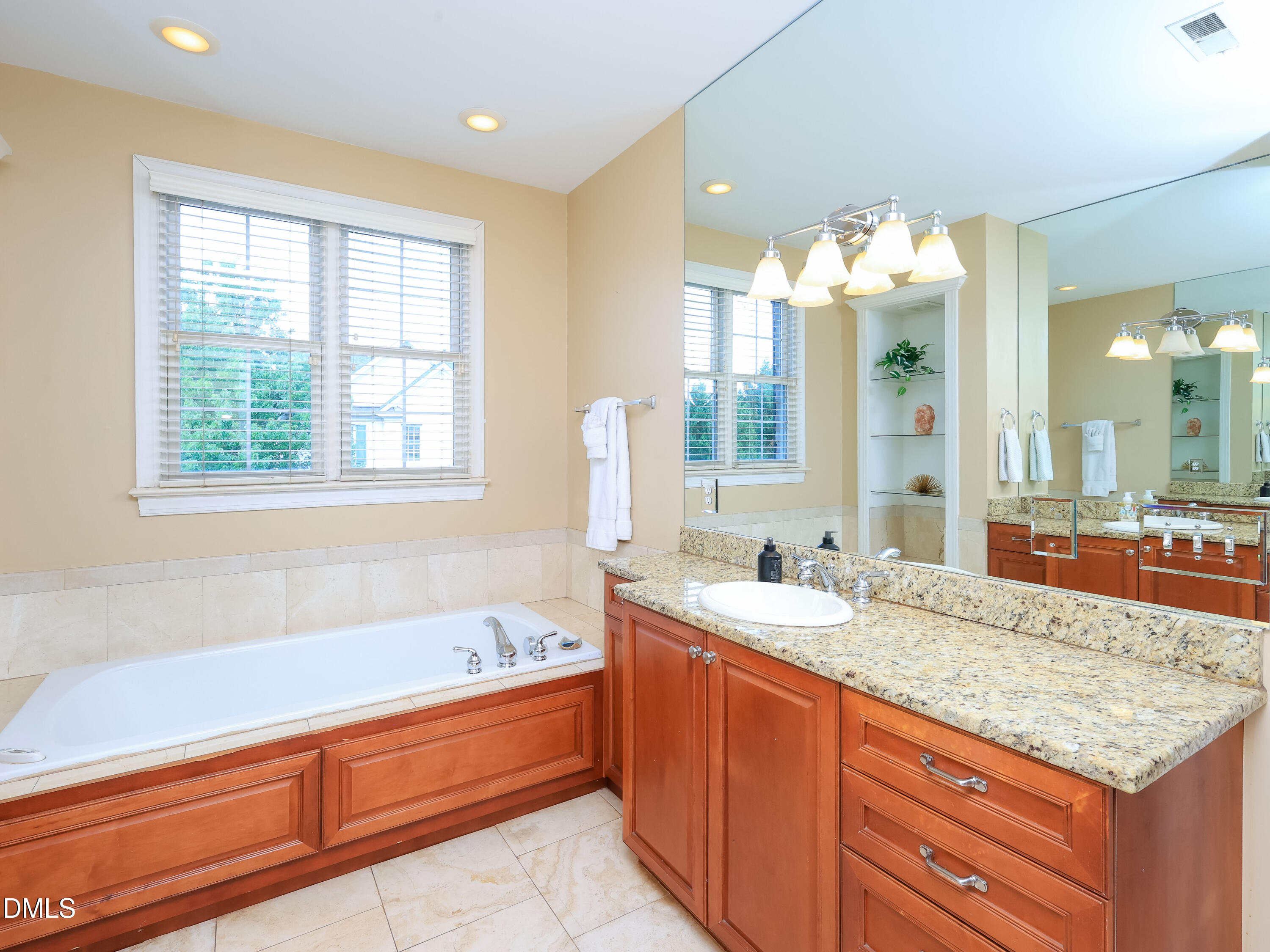 3925 Bentley Brook Drive Property Photo 36