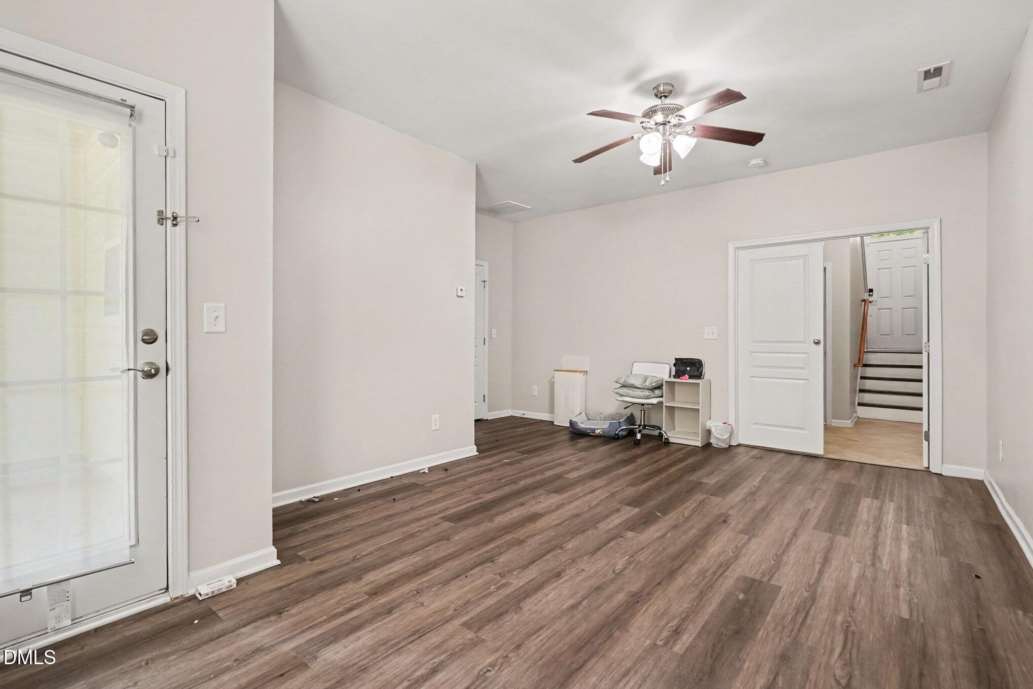 5453 Crescentview Parkway Property Photo 21