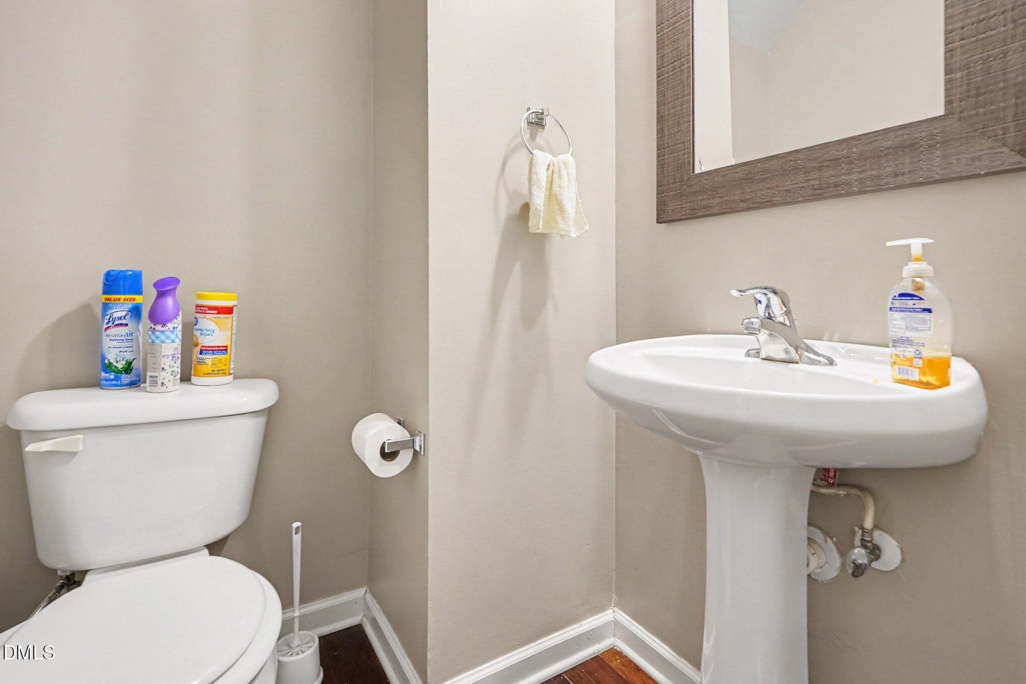 5453 Crescentview Parkway Property Photo 24