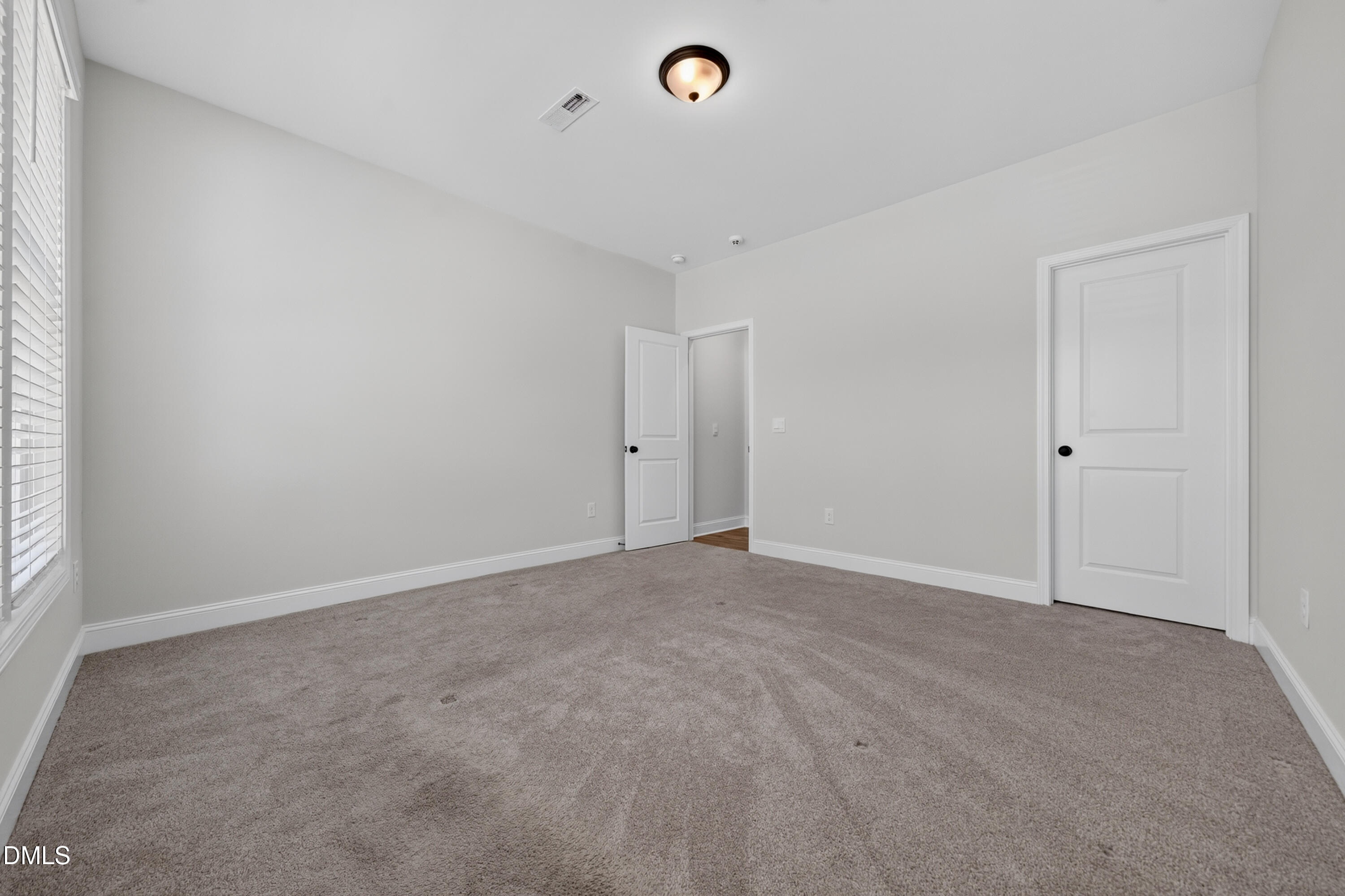 321 Lily Oak Drive Property Photo 32