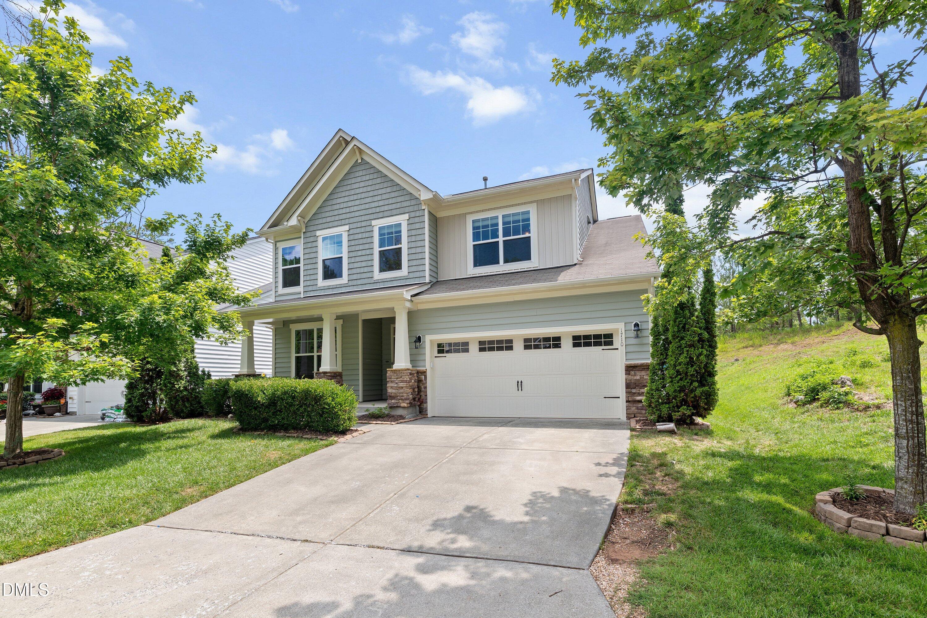 1710 Woodsdale Drive Property Photo 3