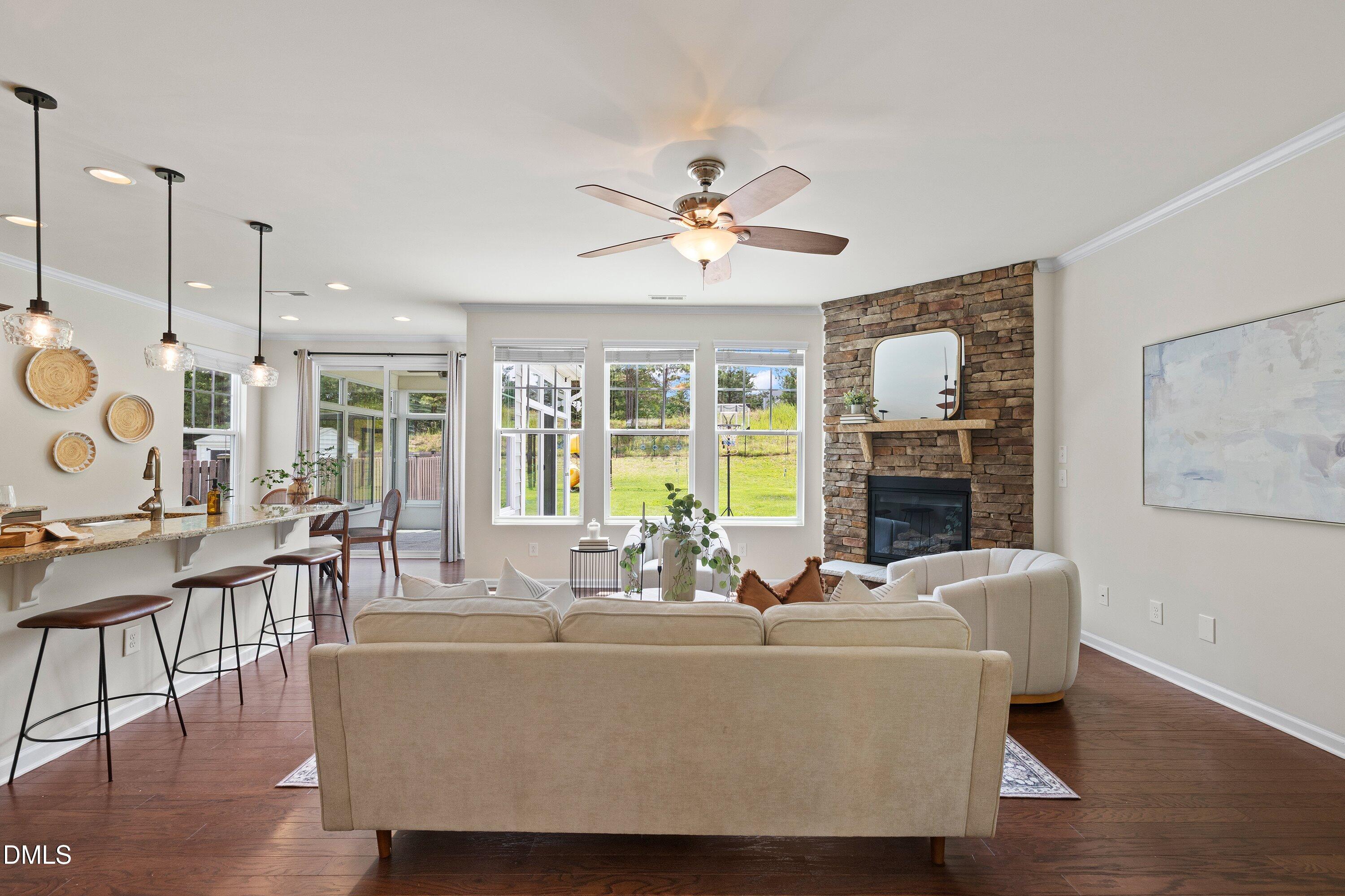 1710 Woodsdale Drive Property Photo 8