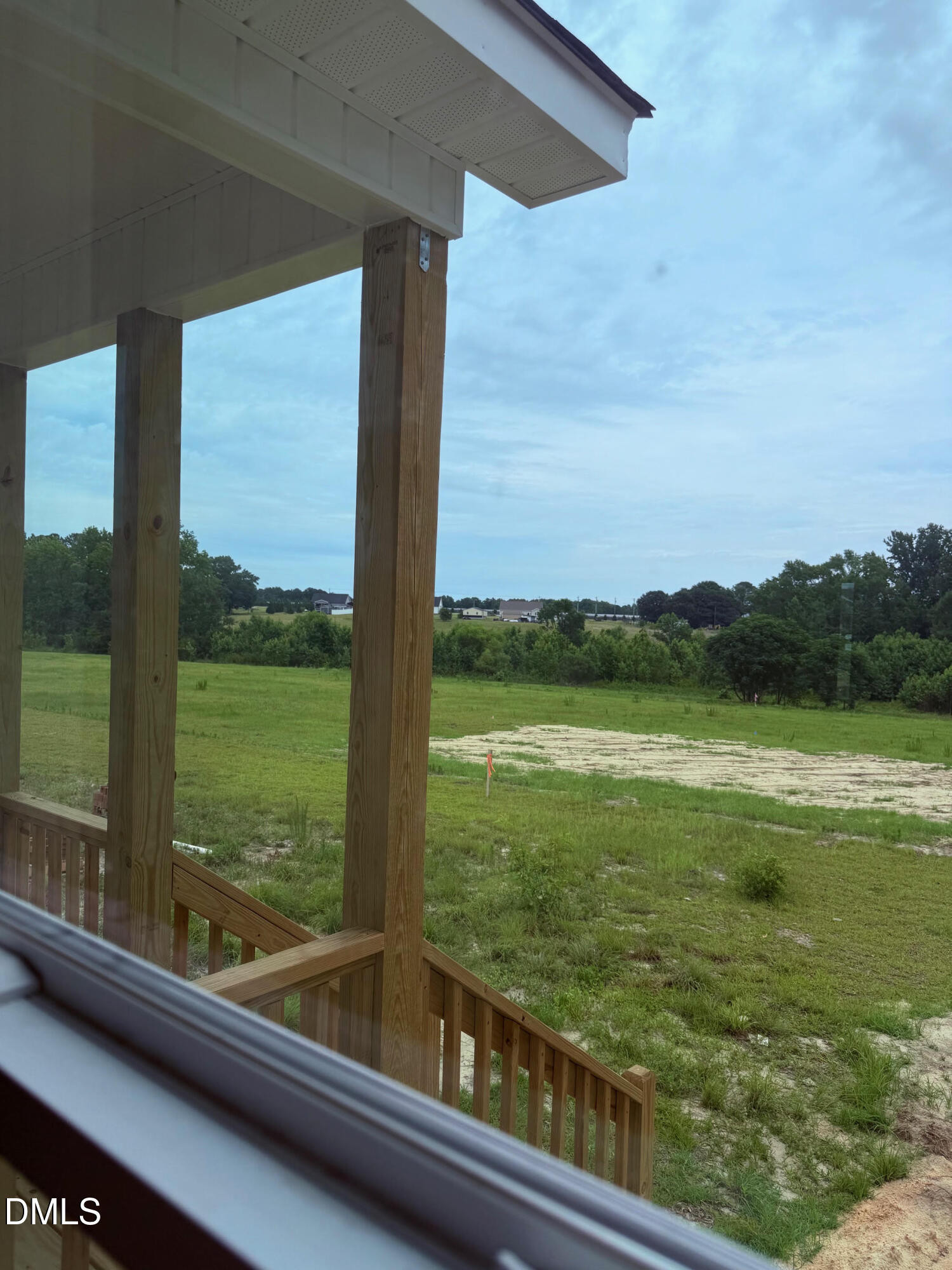 430 Chic Ennis Road Property Photo 5