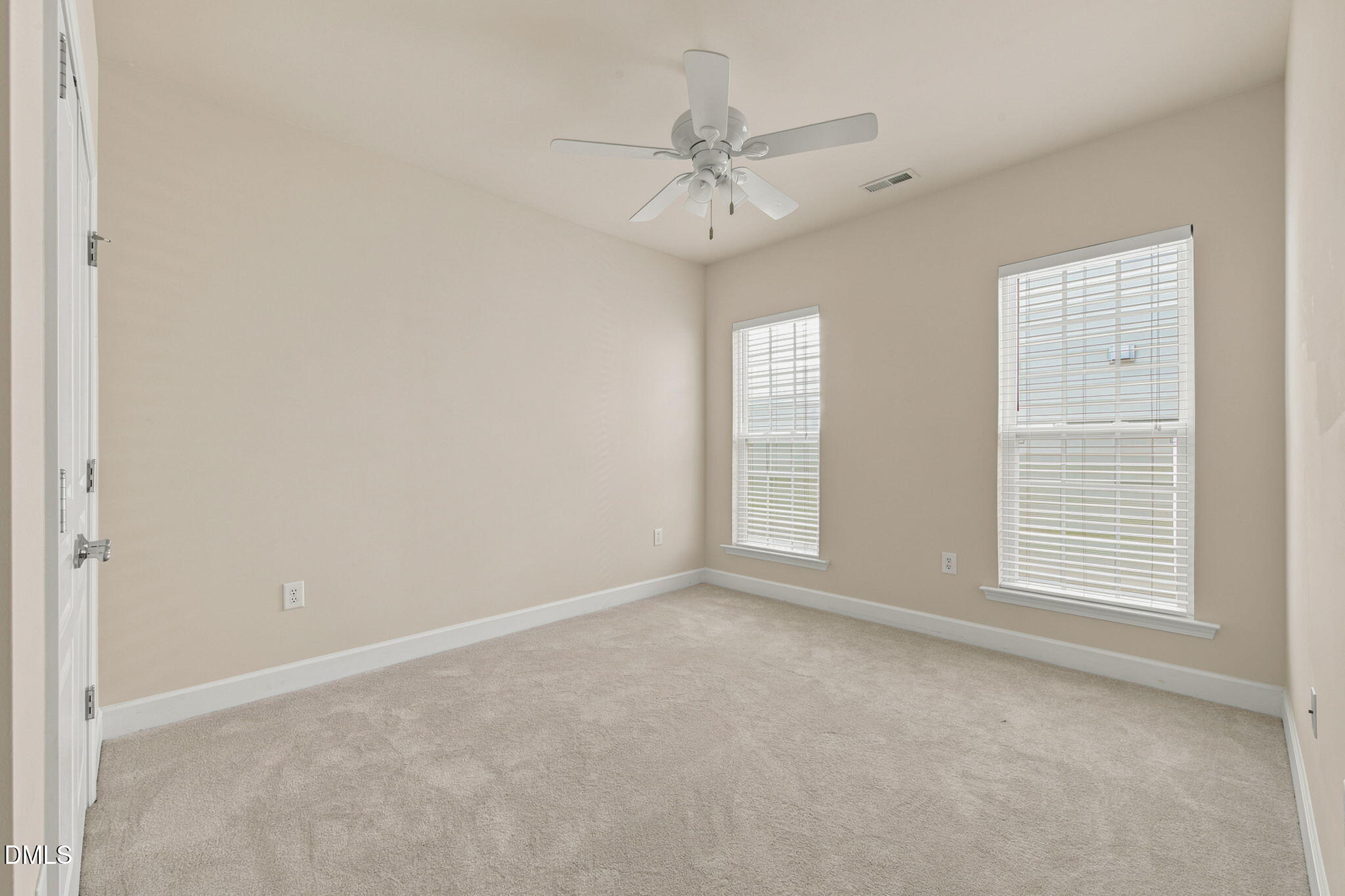 235 Beckingham Loop Property Photo 18