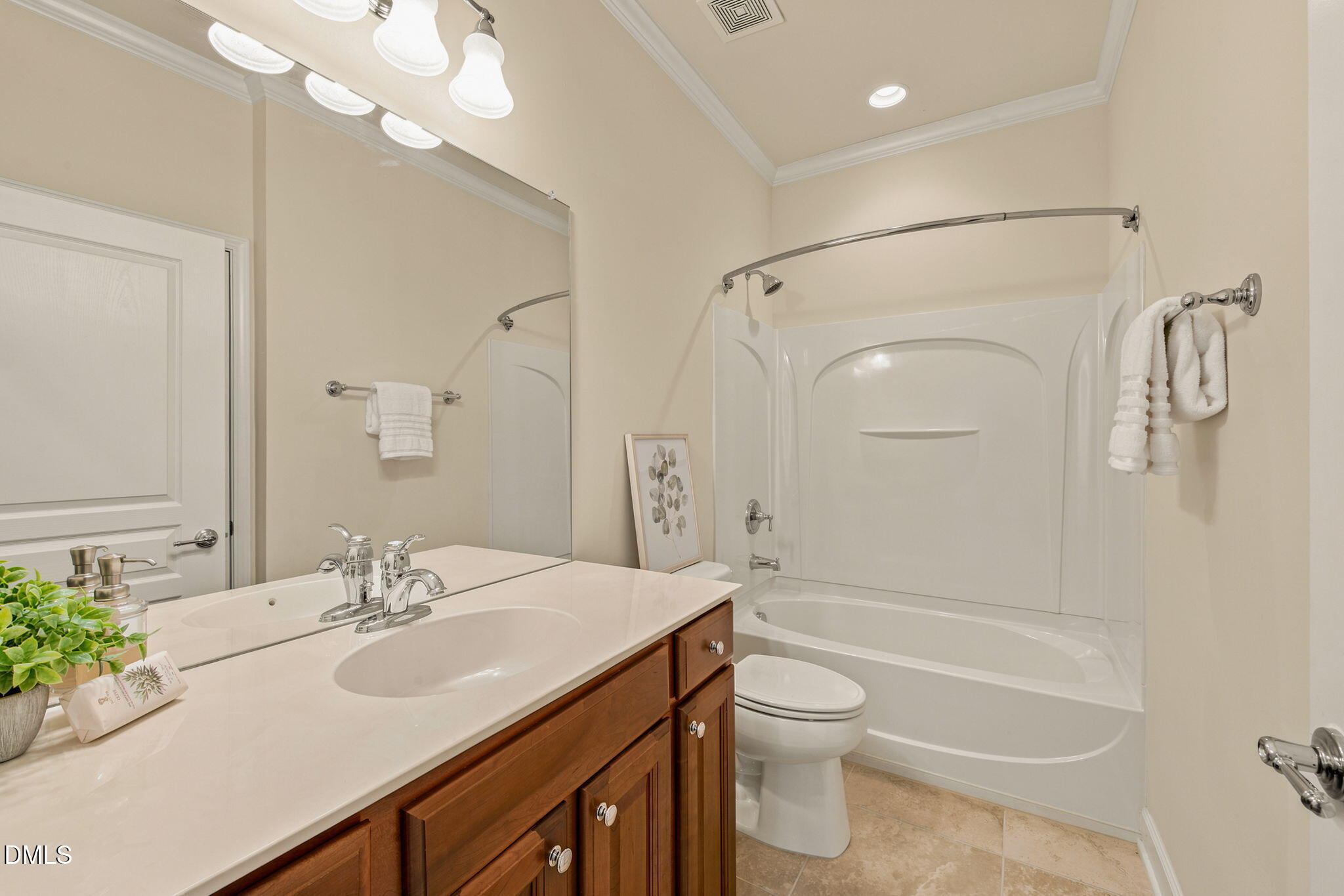 235 Beckingham Loop Property Photo 19