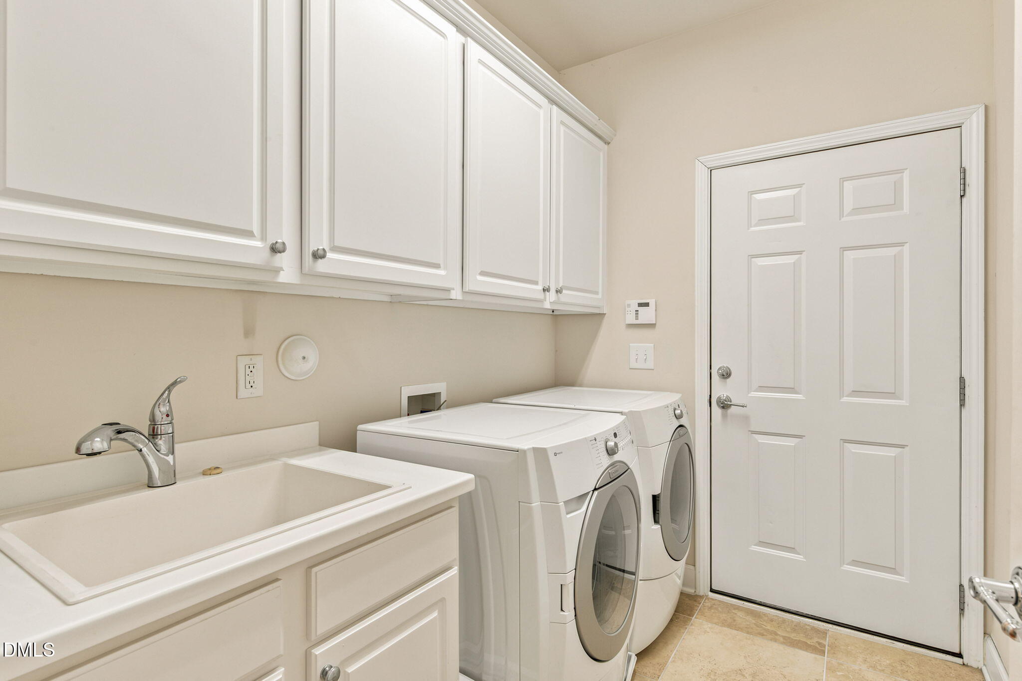 235 Beckingham Loop Property Photo 20