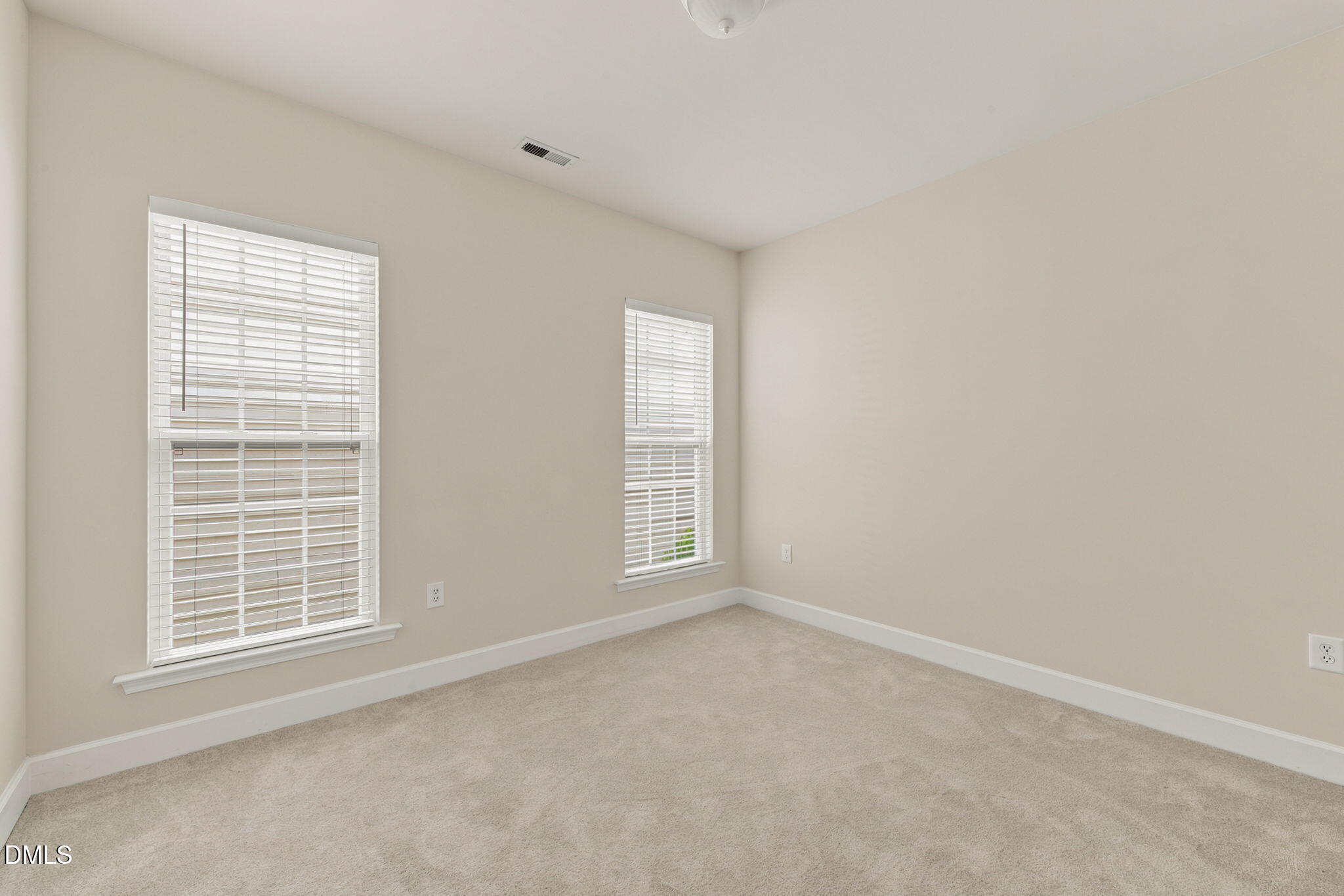 235 Beckingham Loop Property Photo 21