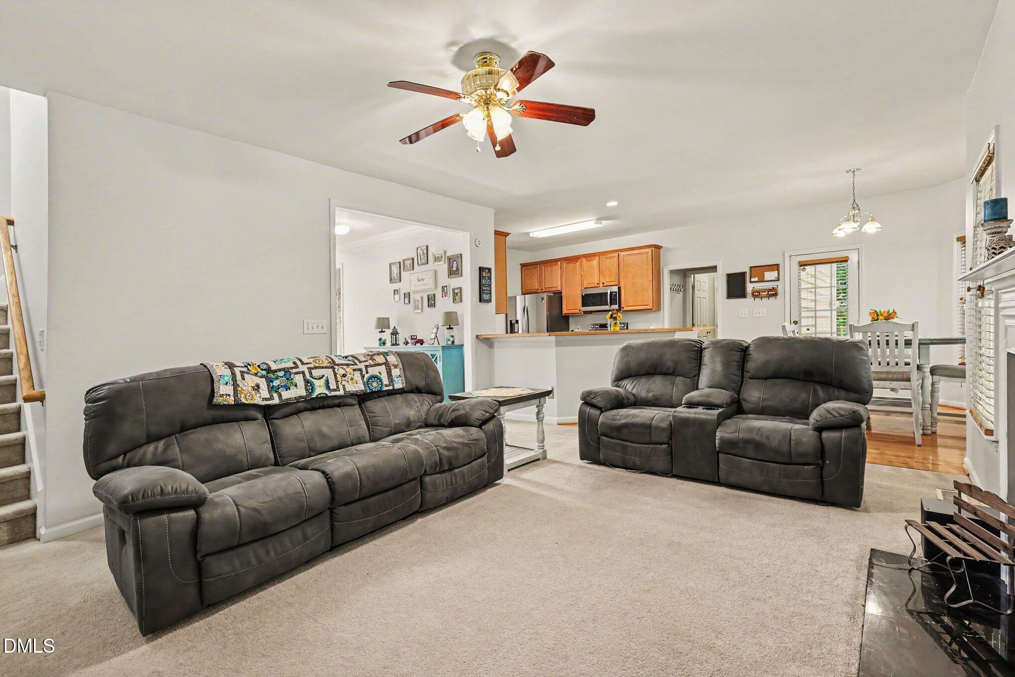 4804 Hodfield Court Property Photo 6