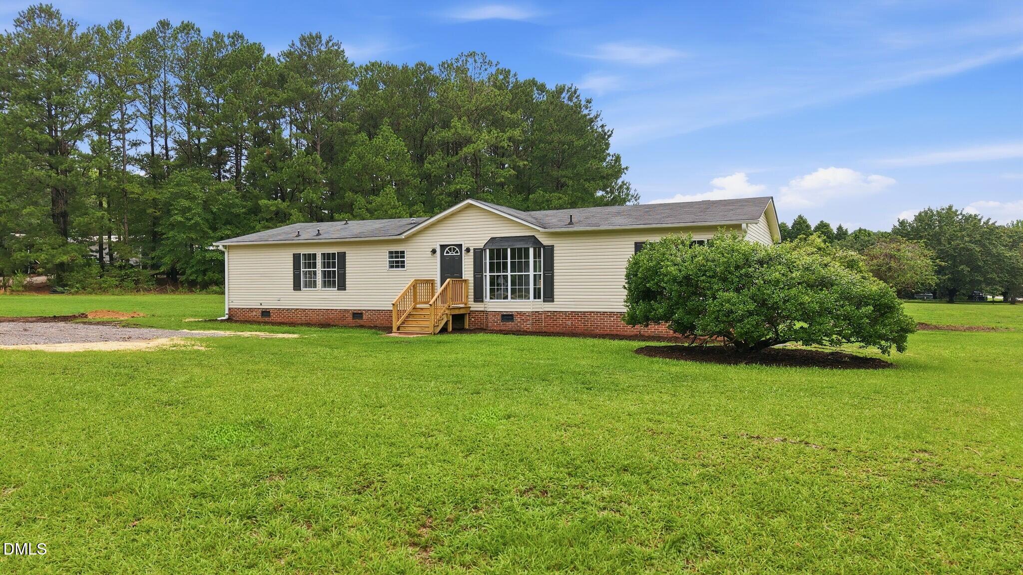 102 Pineview Drive Property Photo 1