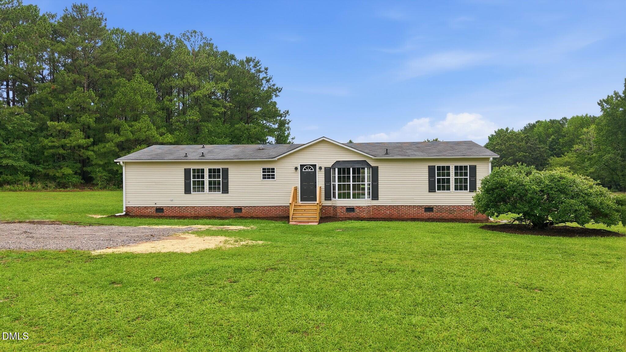 102 Pineview Drive Property Photo 2
