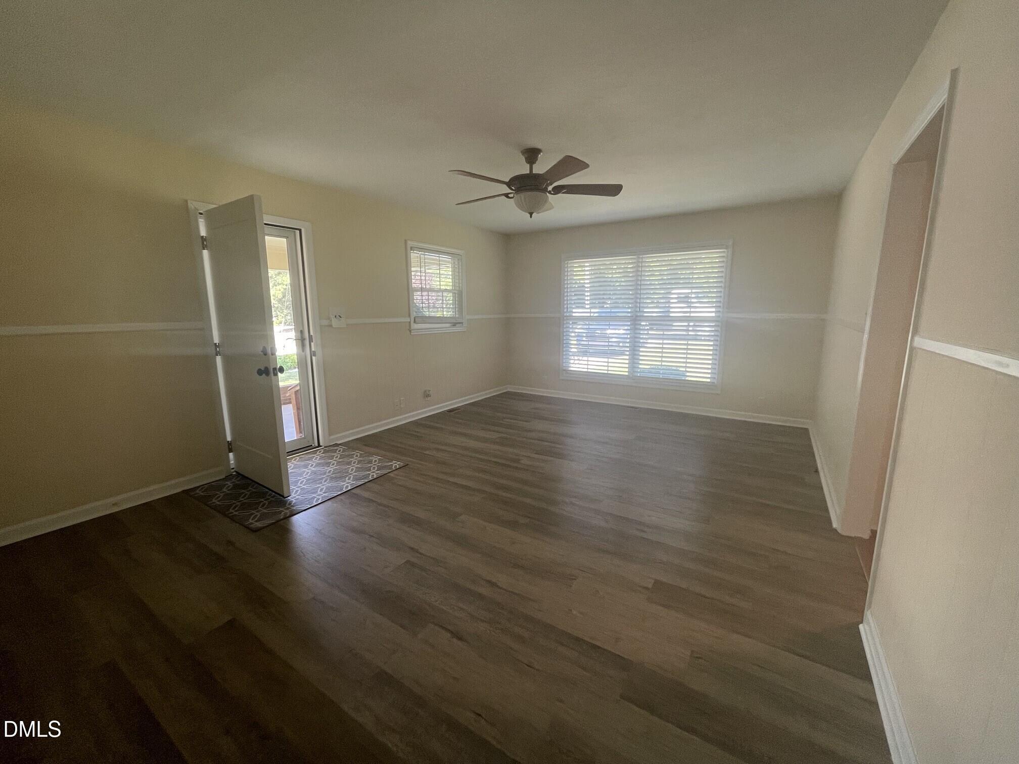 384 E Wimberly Street Property Photo 5